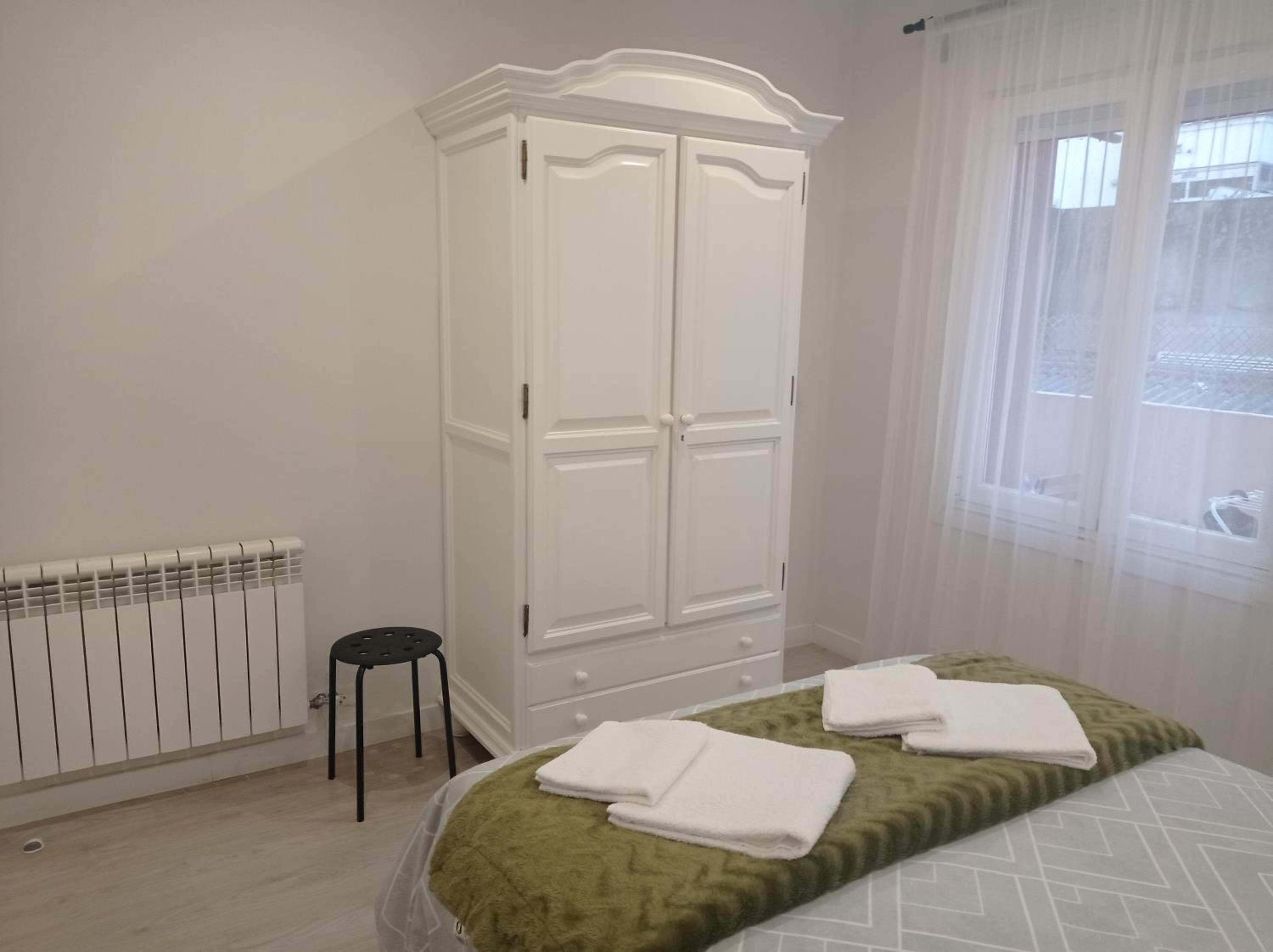 Three-Bedroom Apartment - Photo 16