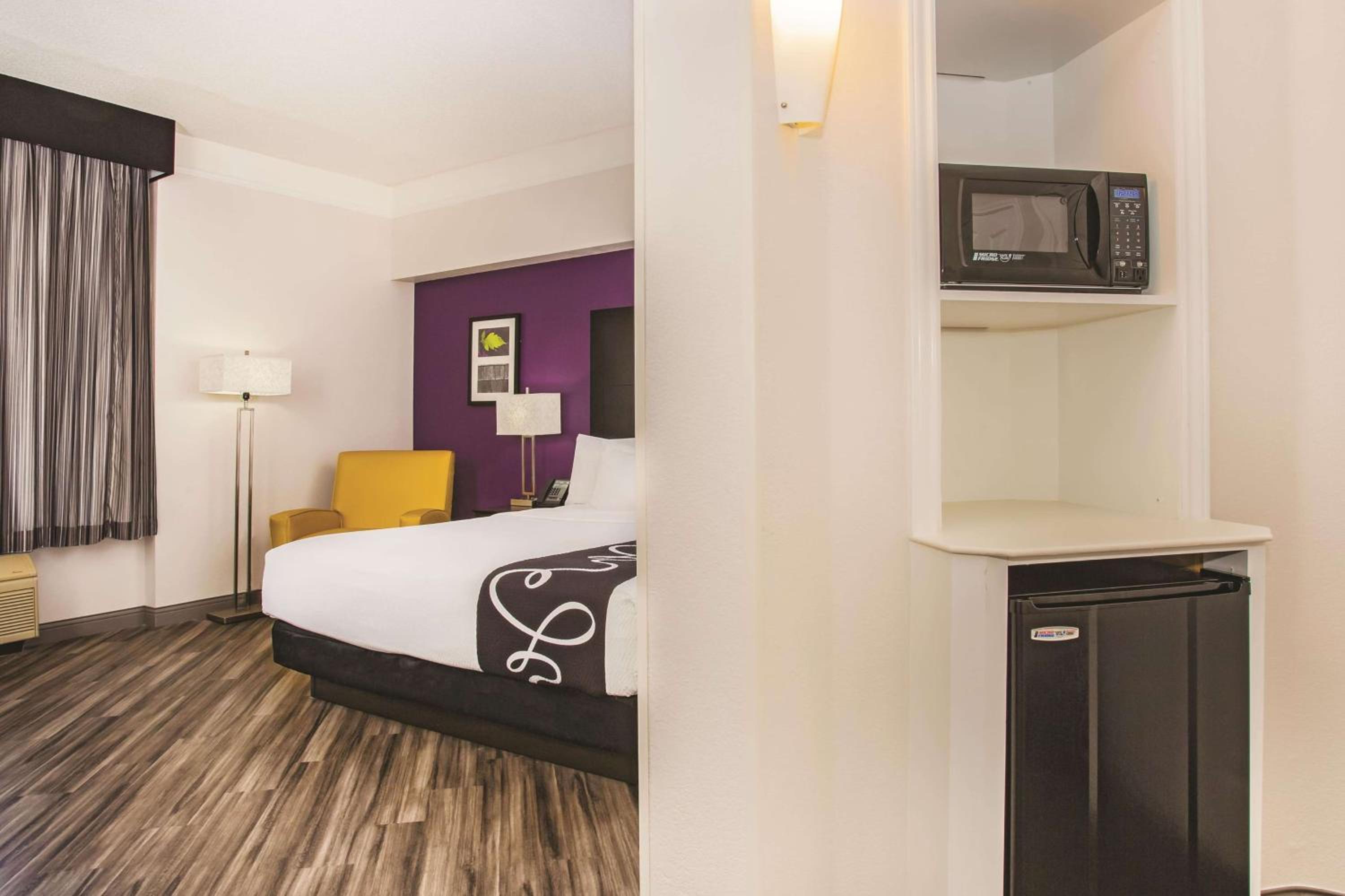 King Room - Disability Access - Photo 1