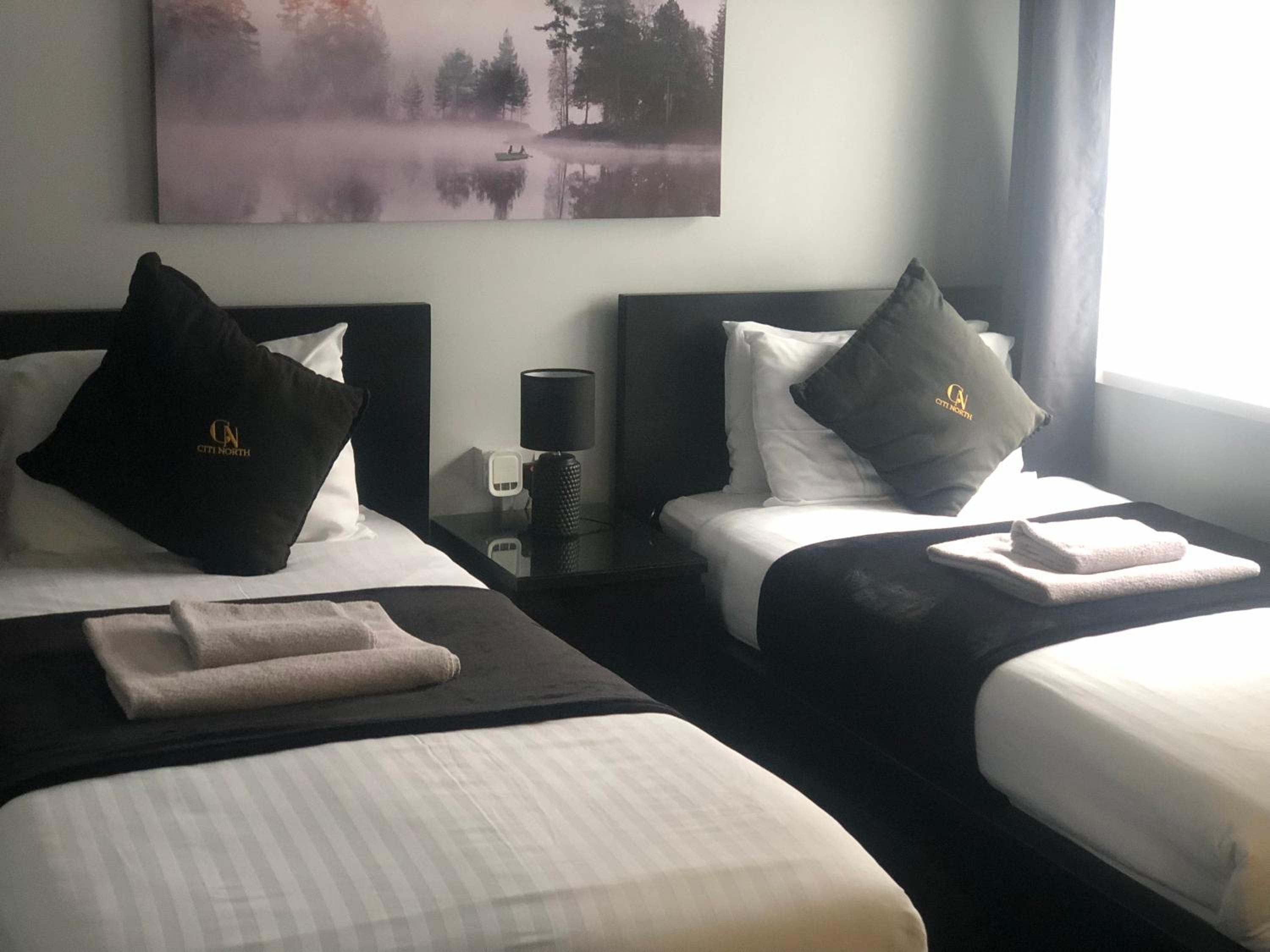 Deluxe Twin Room photo 2