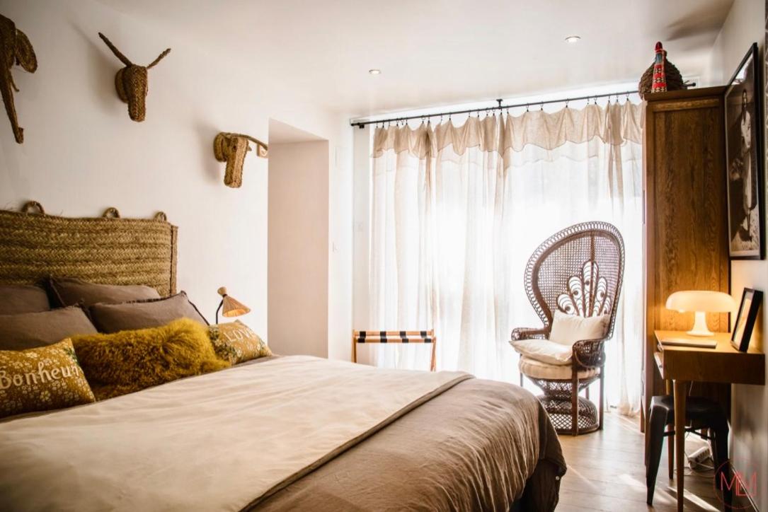 Deluxe Double Room with Shower photo 2