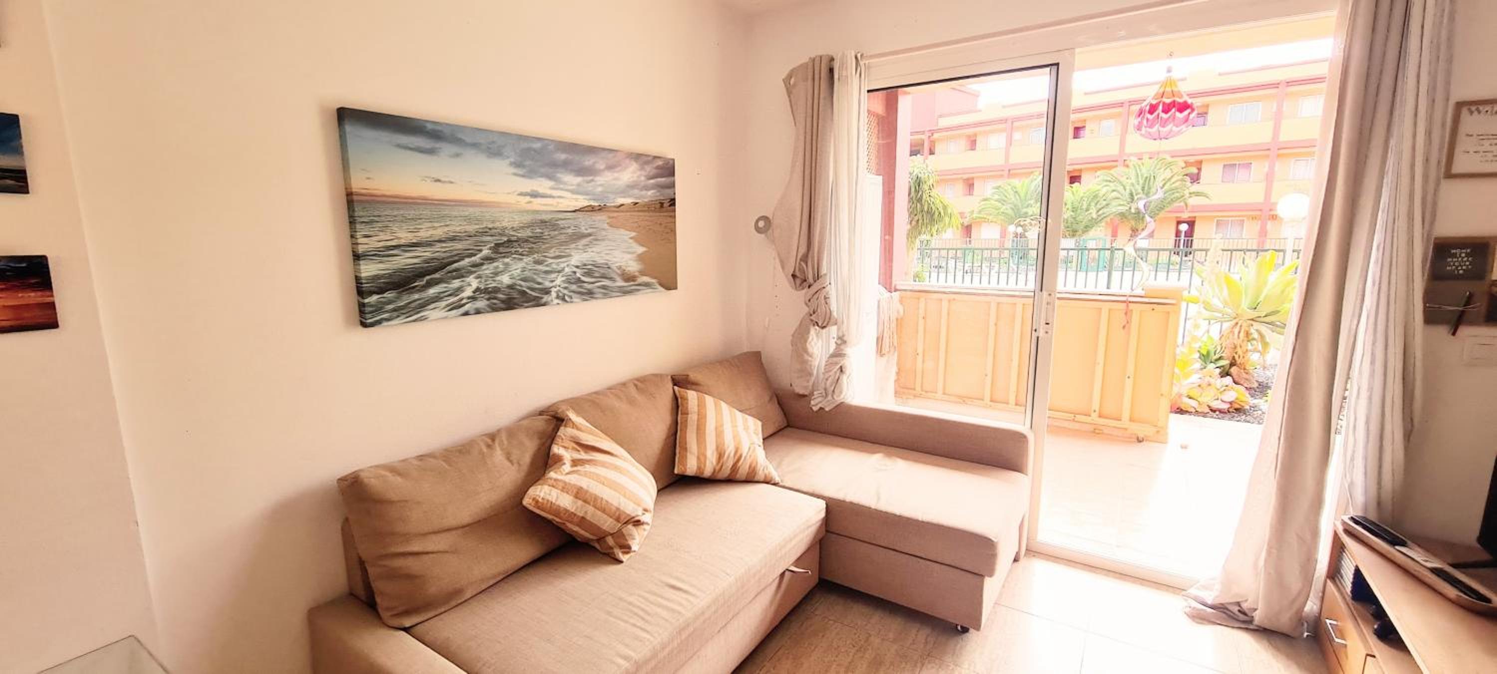 Apartamento con vista a la piscina