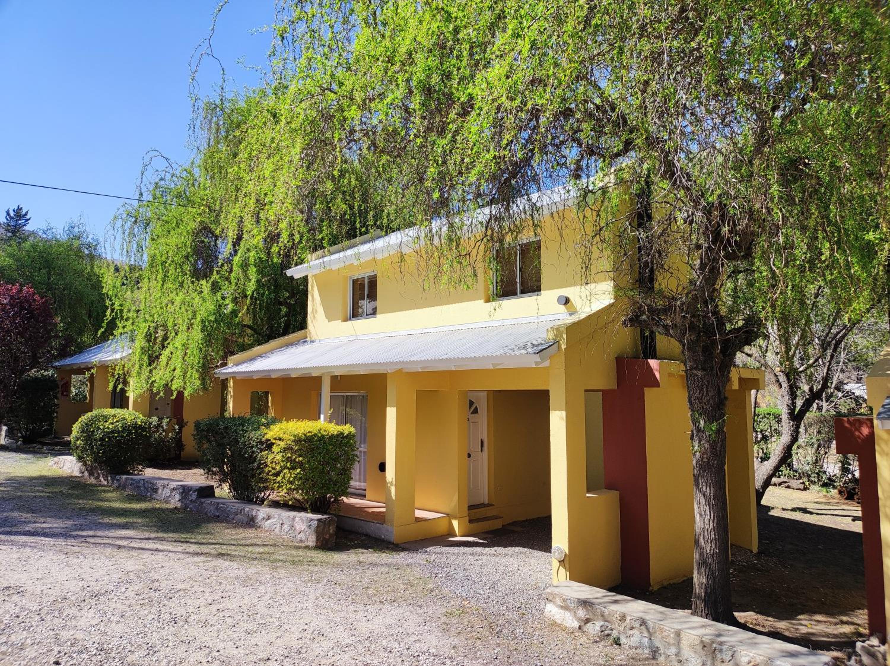 Two-Bedroom Bungalow (4 Adults + 2 Children) photo 2