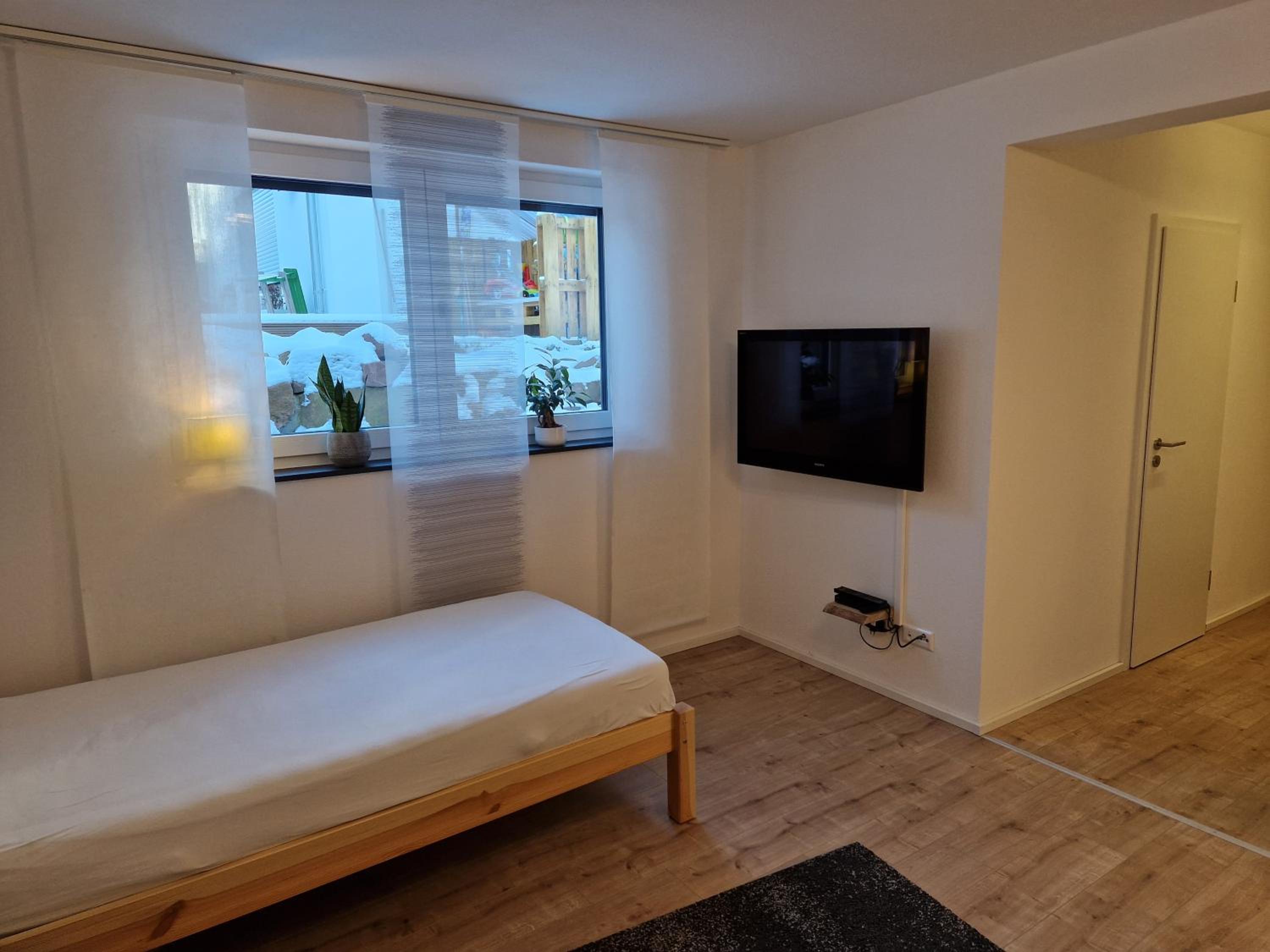 One-Bedroom Apartment photo 1