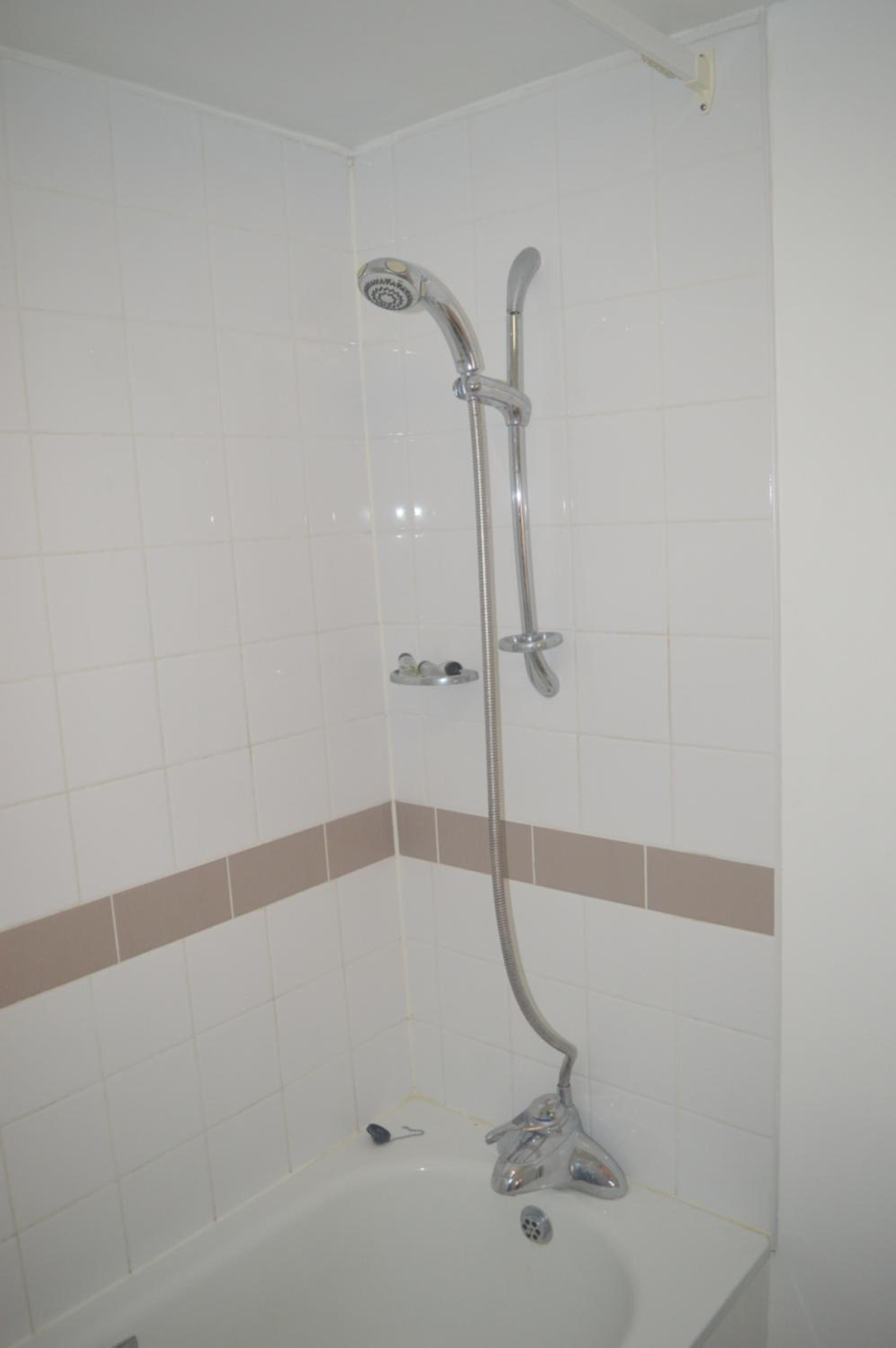 Triple Room with Private Bathroom photo 2
