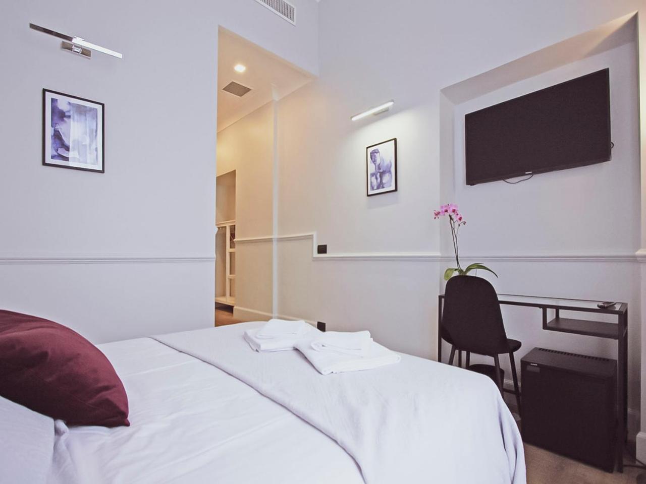 Deluxe Room photo 2
