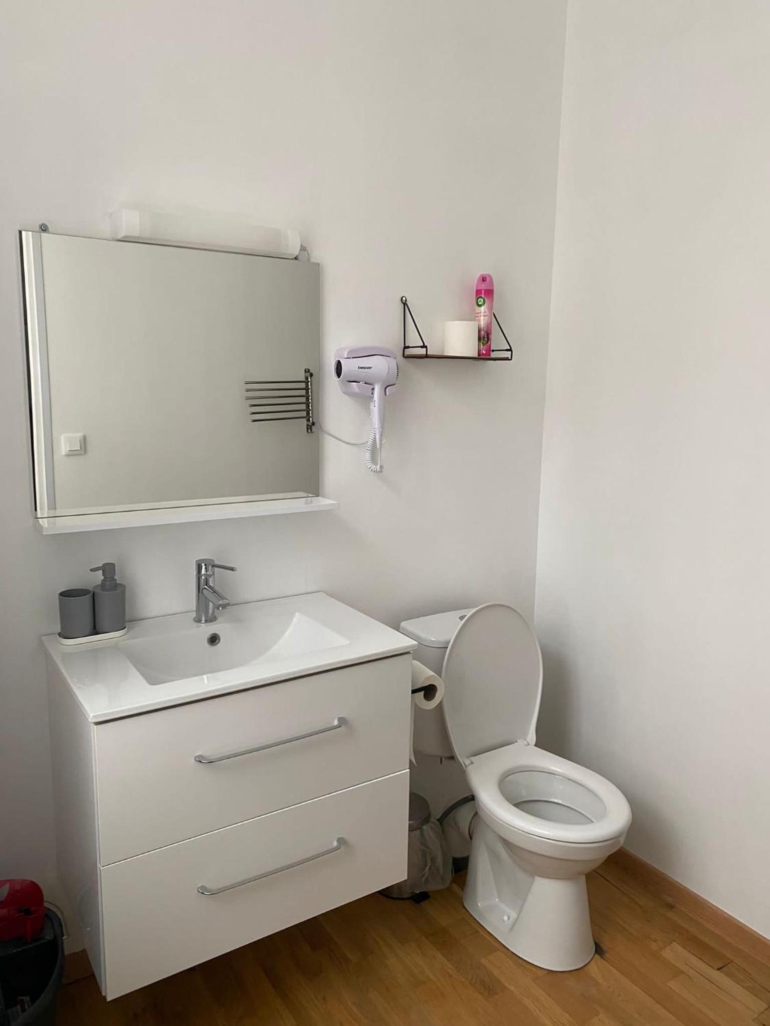 Apartment - Photo 4