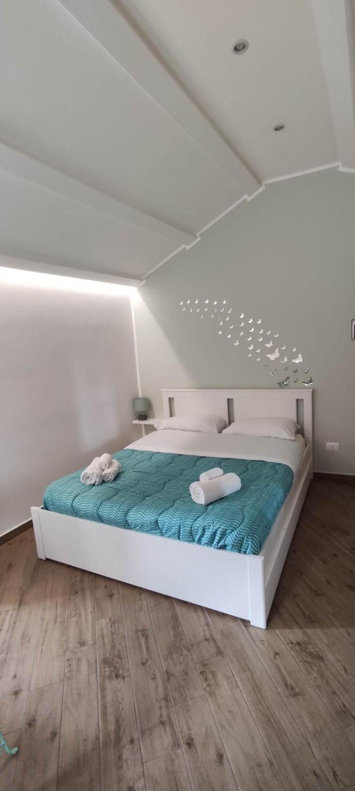 Deluxe Double Room with Balcony and Sea View