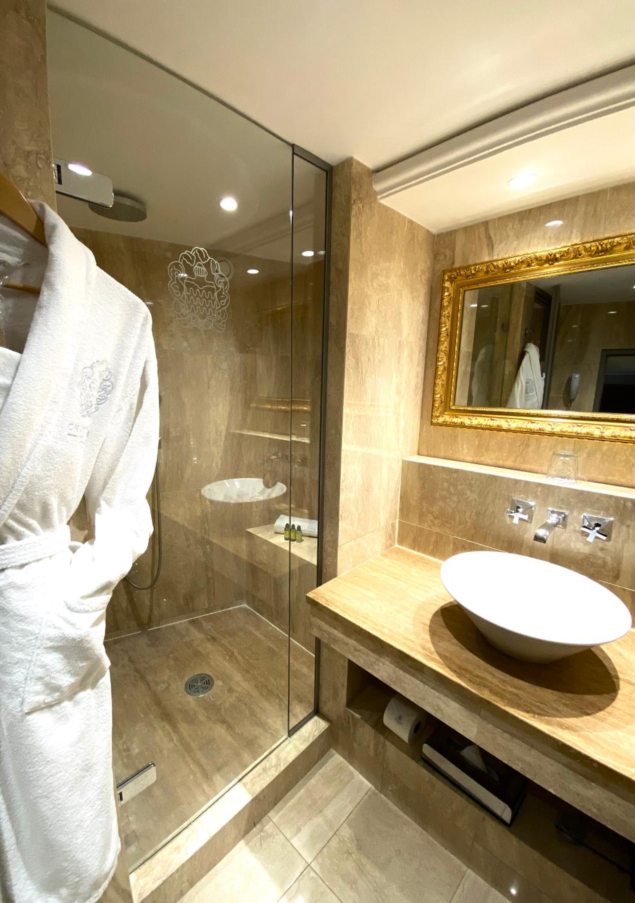 Family Junior Suite - Photo 5