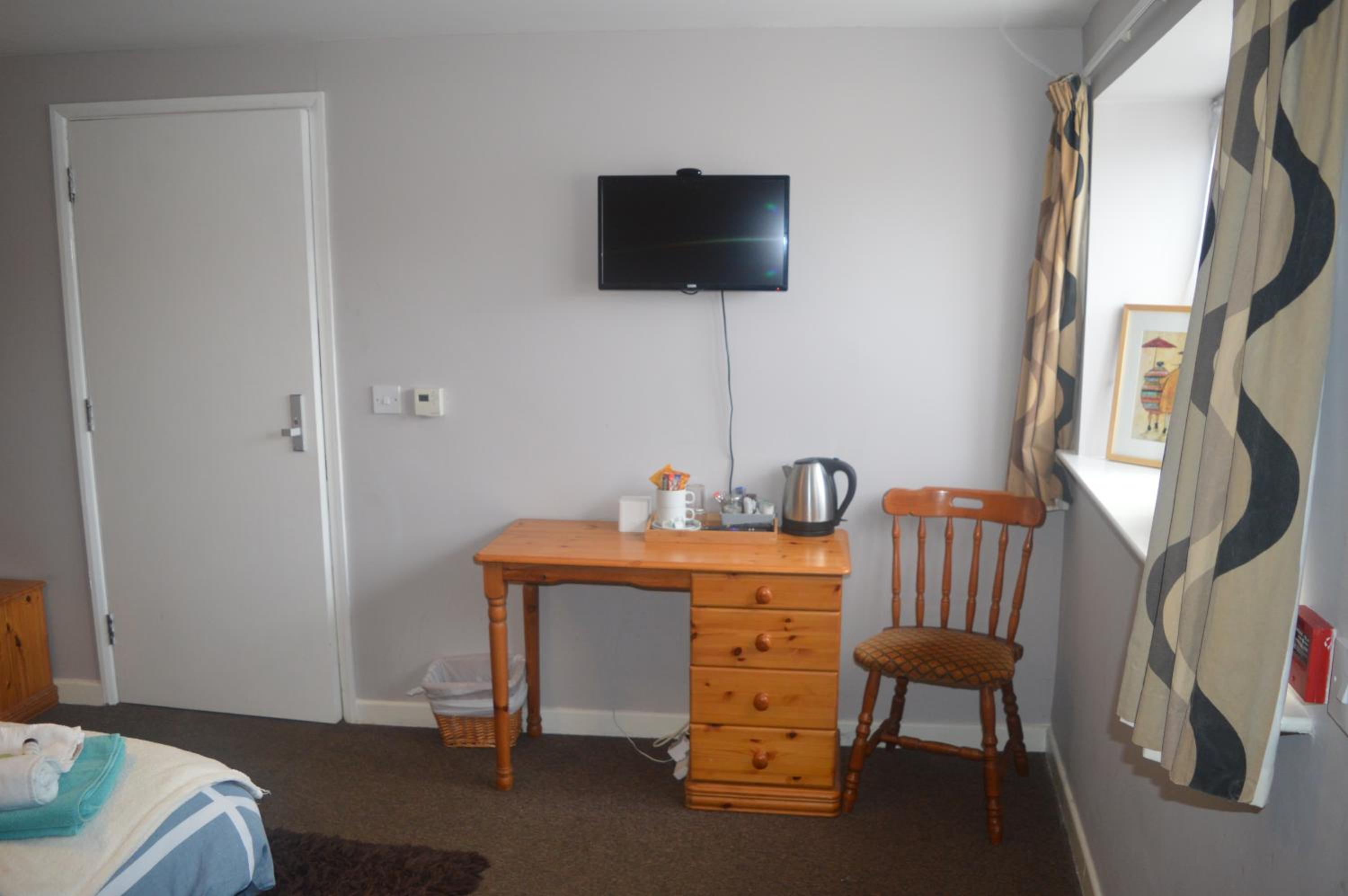 Double Room - Disability Access photo 3