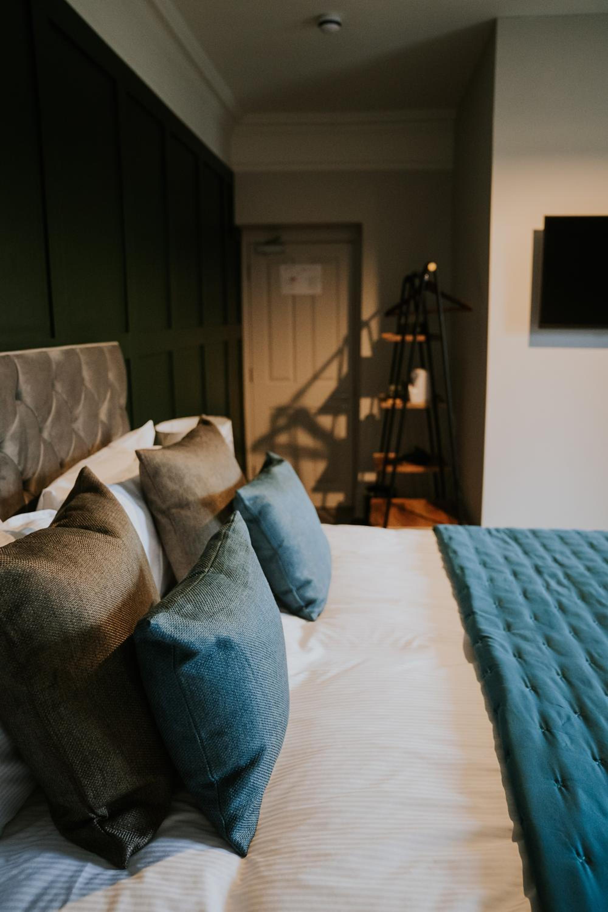 Deluxe King Room photo 2