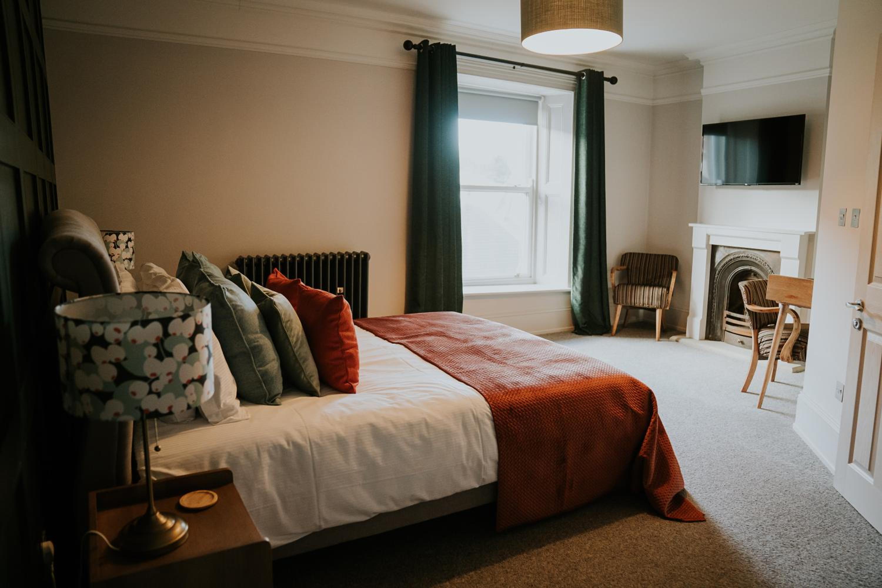 Deluxe King Room photo 2
