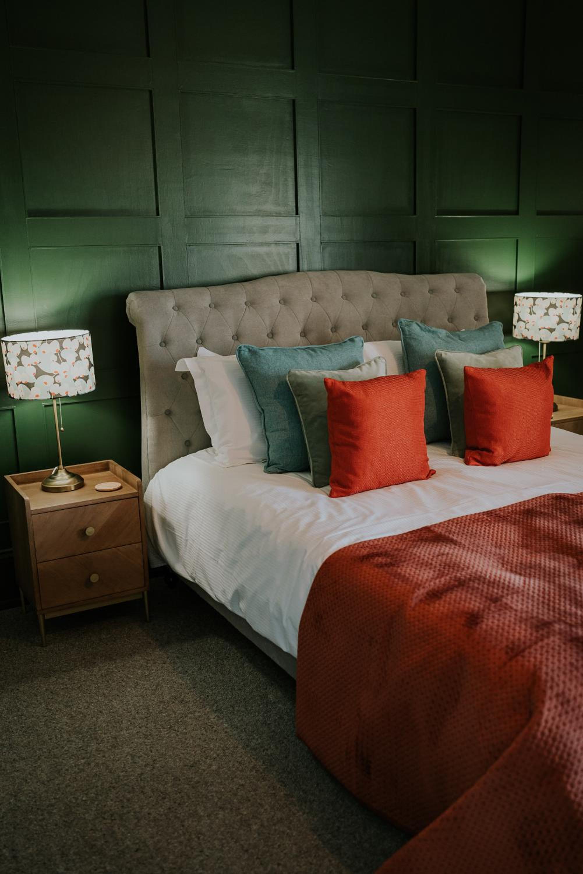 Deluxe King Room photo 3