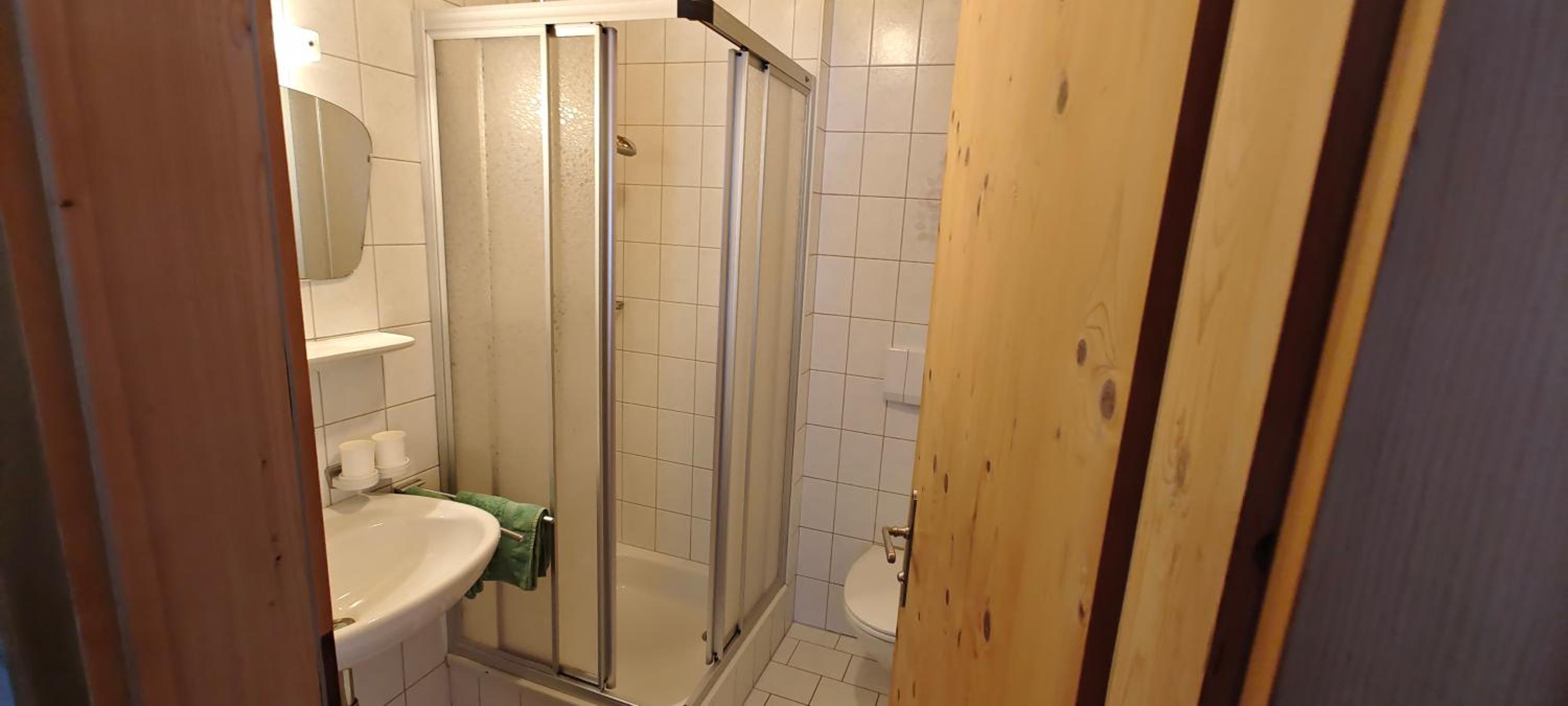 Apartment with Balcony photo 3
