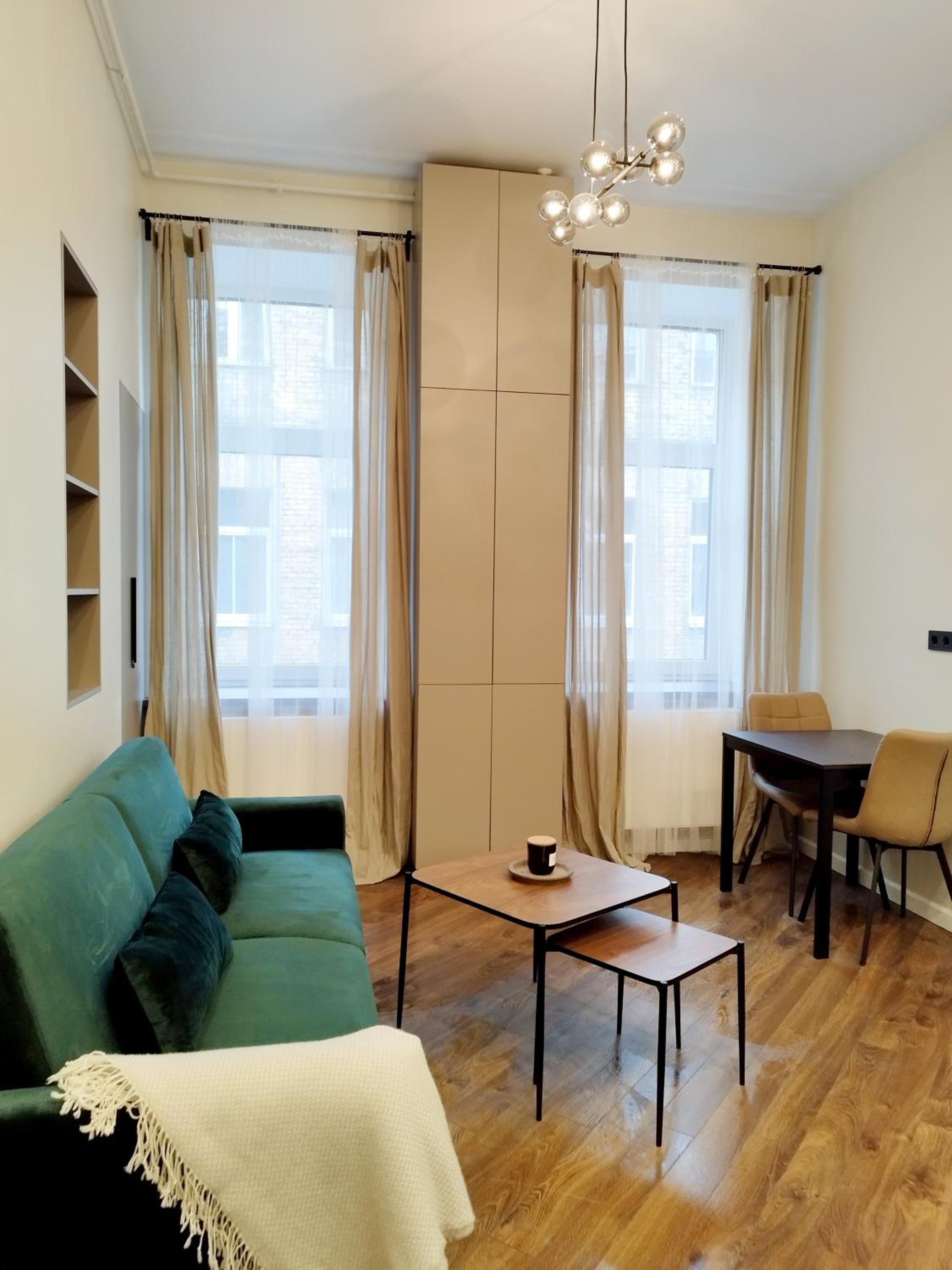 One-Bedroom Apartment photo 2