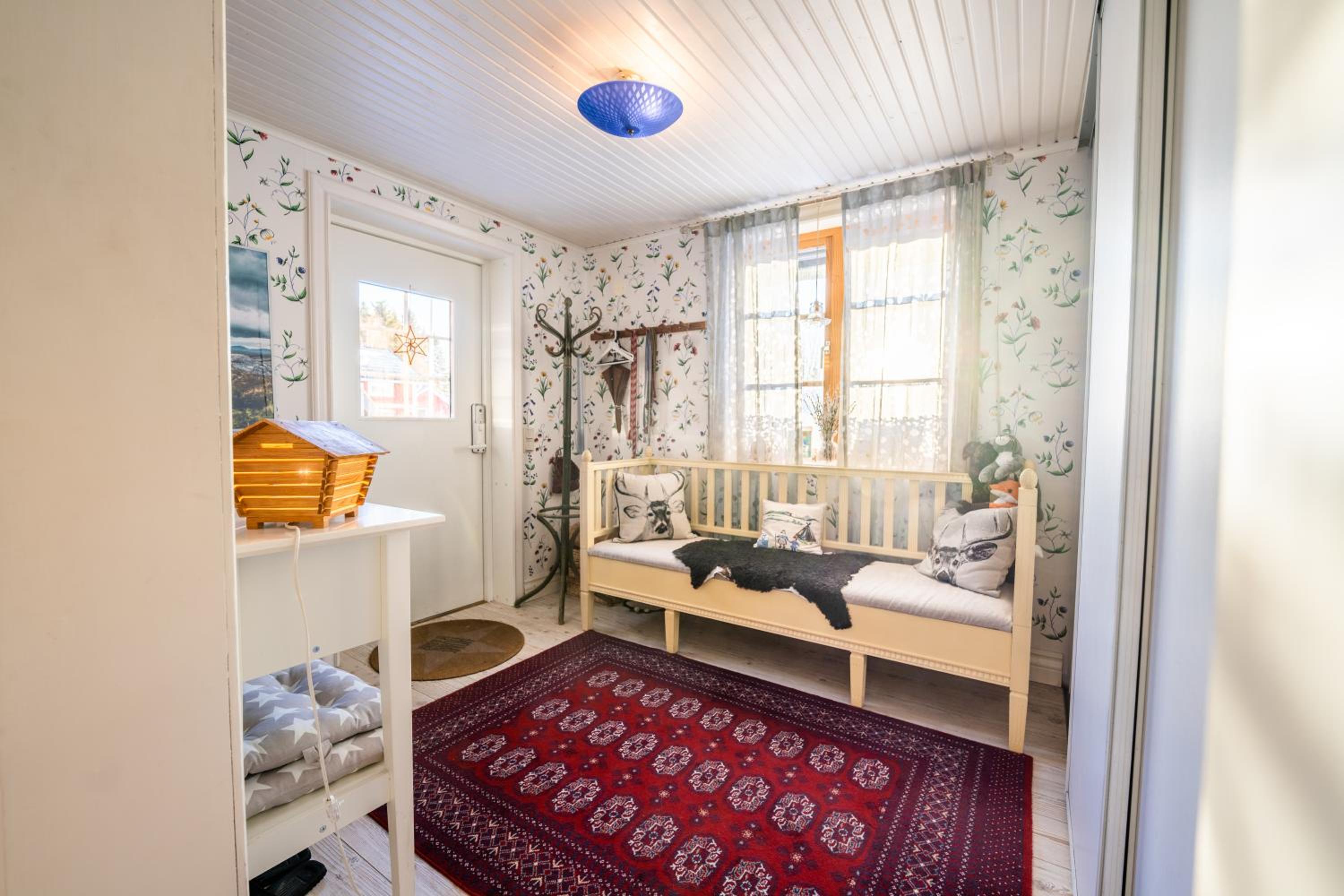 Two-Bedroom Villa - Photo 2