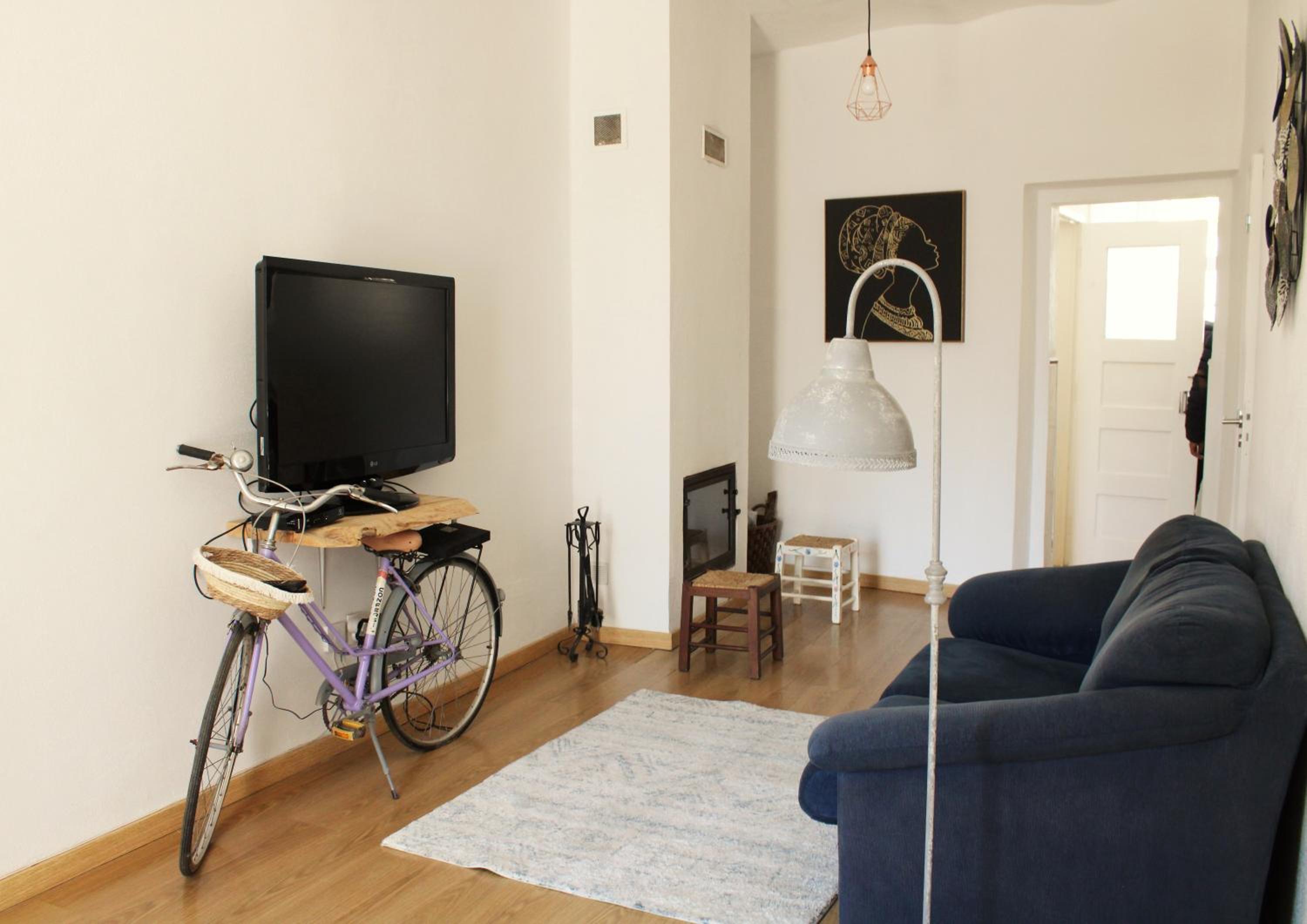 Two-Bedroom House - Photo 15