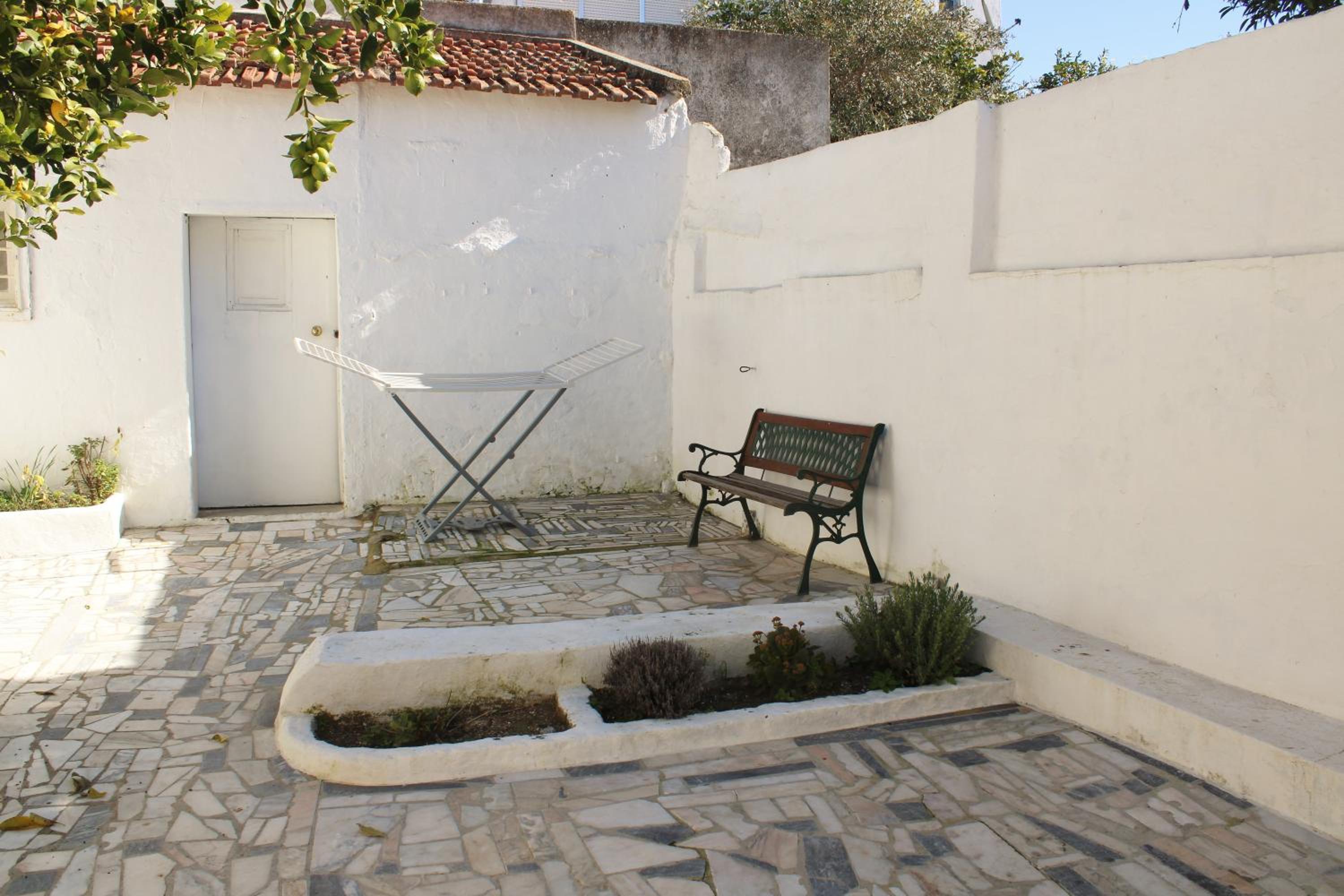Two-Bedroom House - Photo 11
