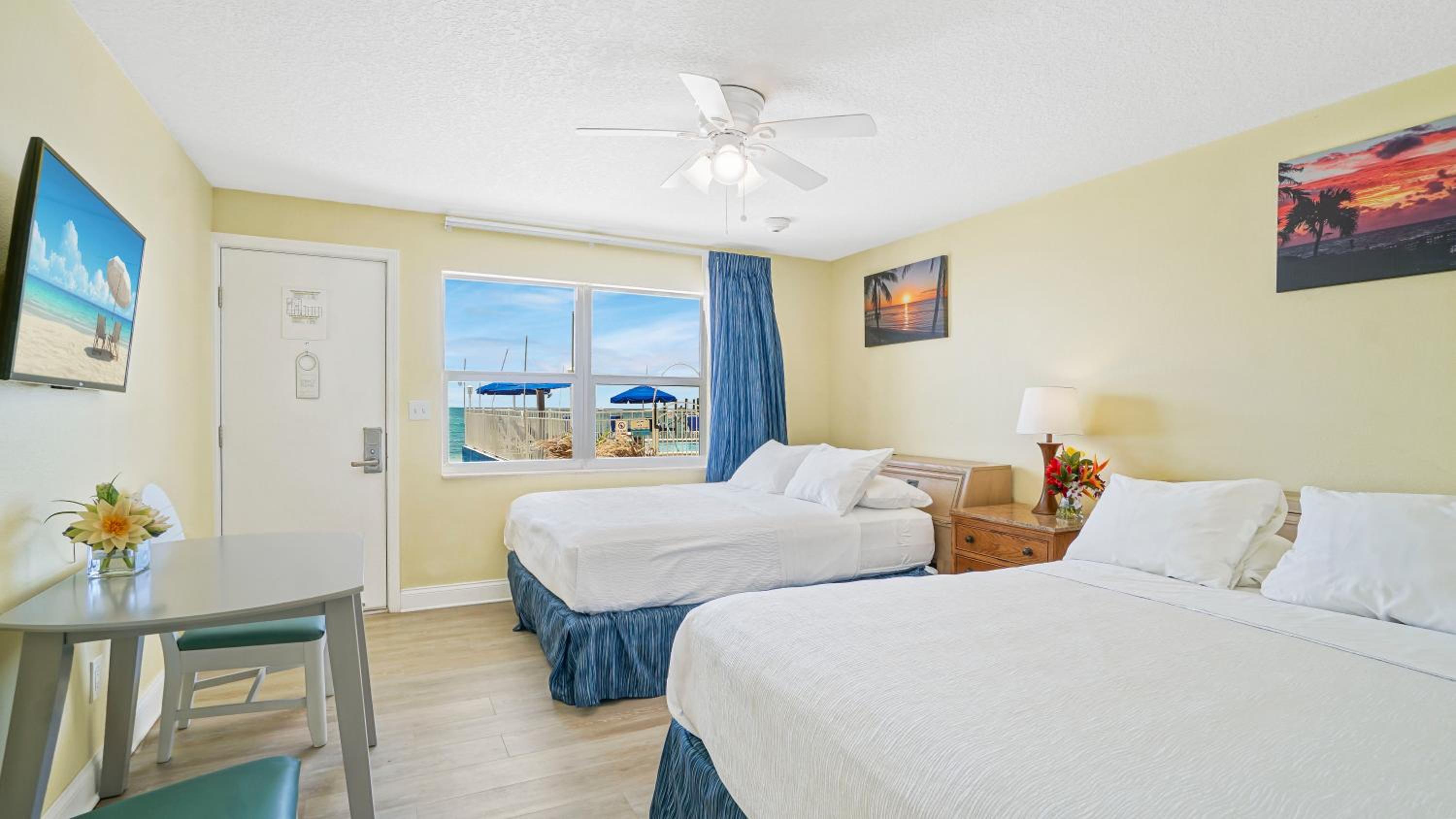 Queen Room with Two Queen Beds - Oceanfront