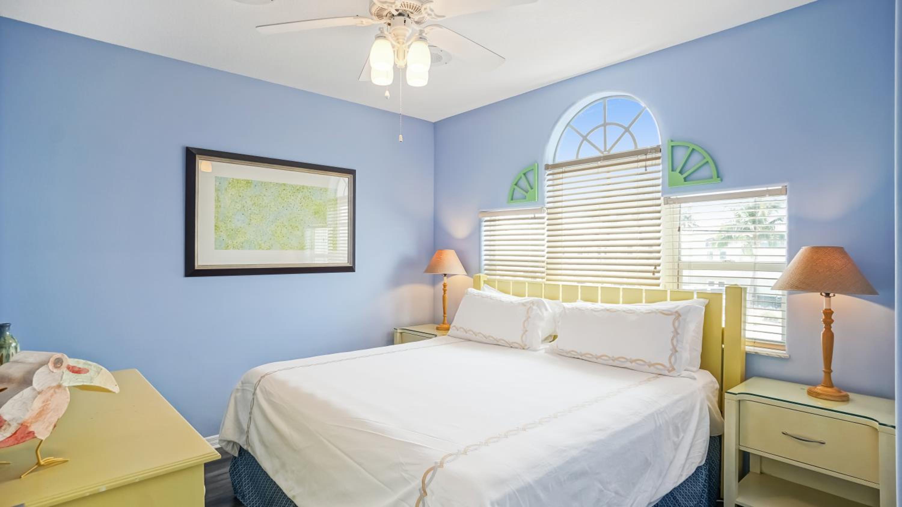 Oceanfront Three-Bedroom Villa - Photo 7