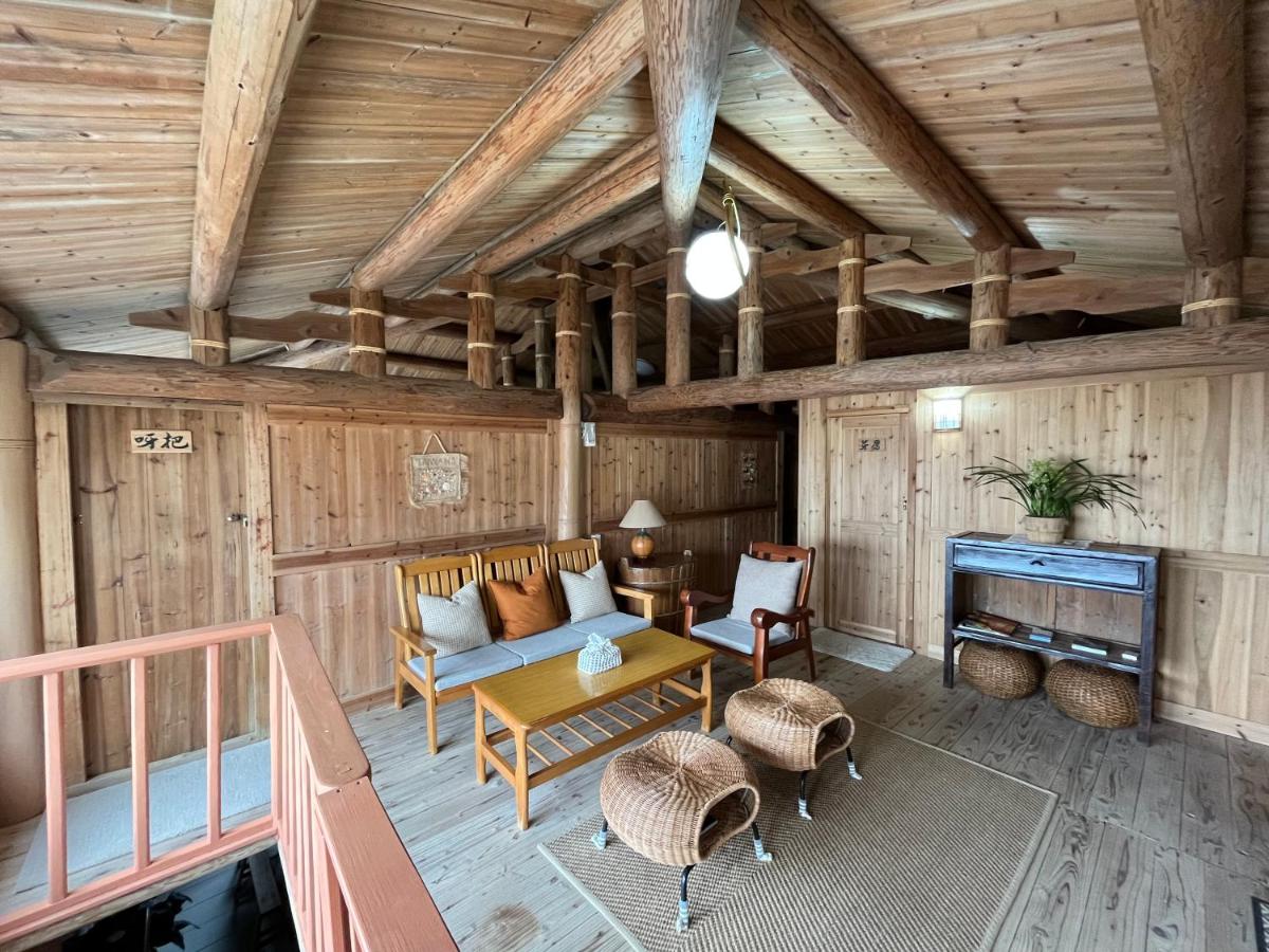 Family Room with Balcony photo 2