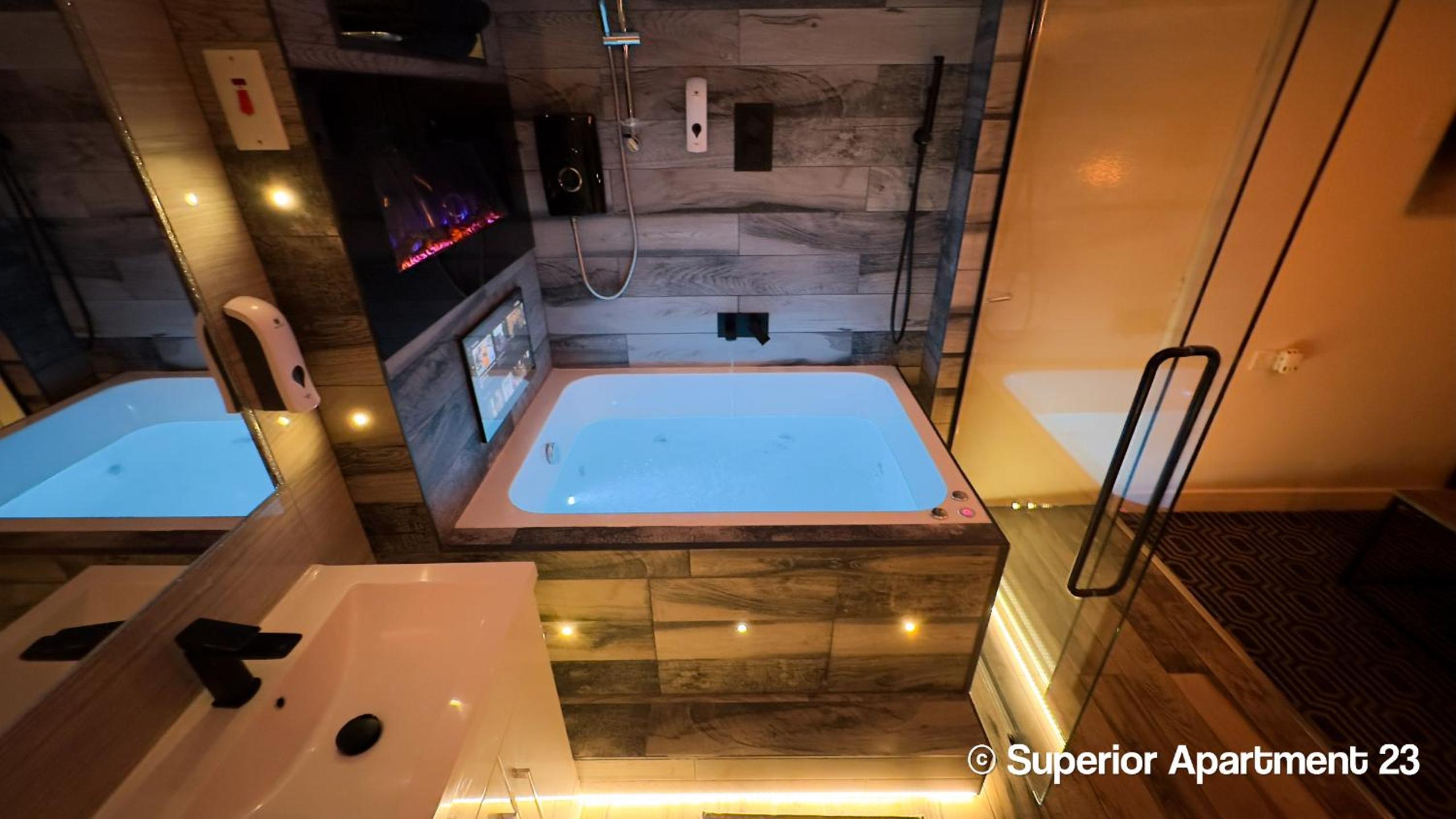 Superior Apartment - Photo 31