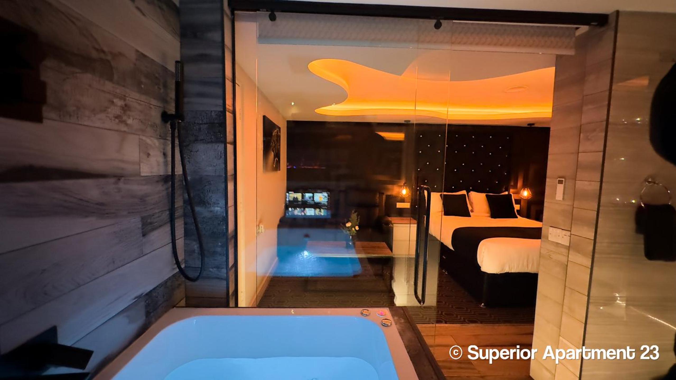 Superior Apartment - Photo 32