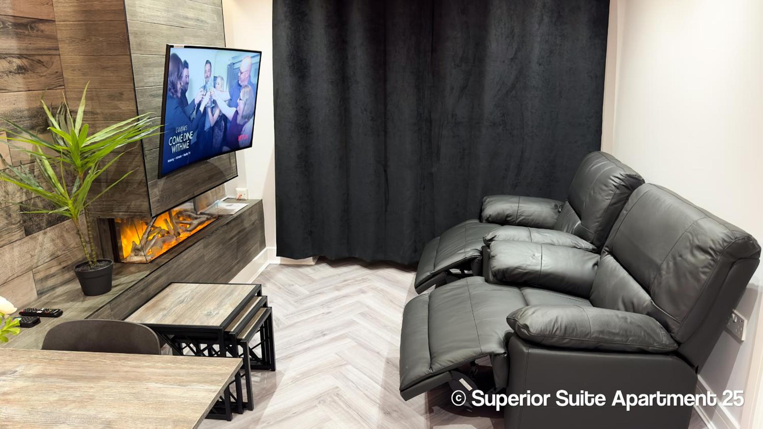 Superior Suite - Photo 38