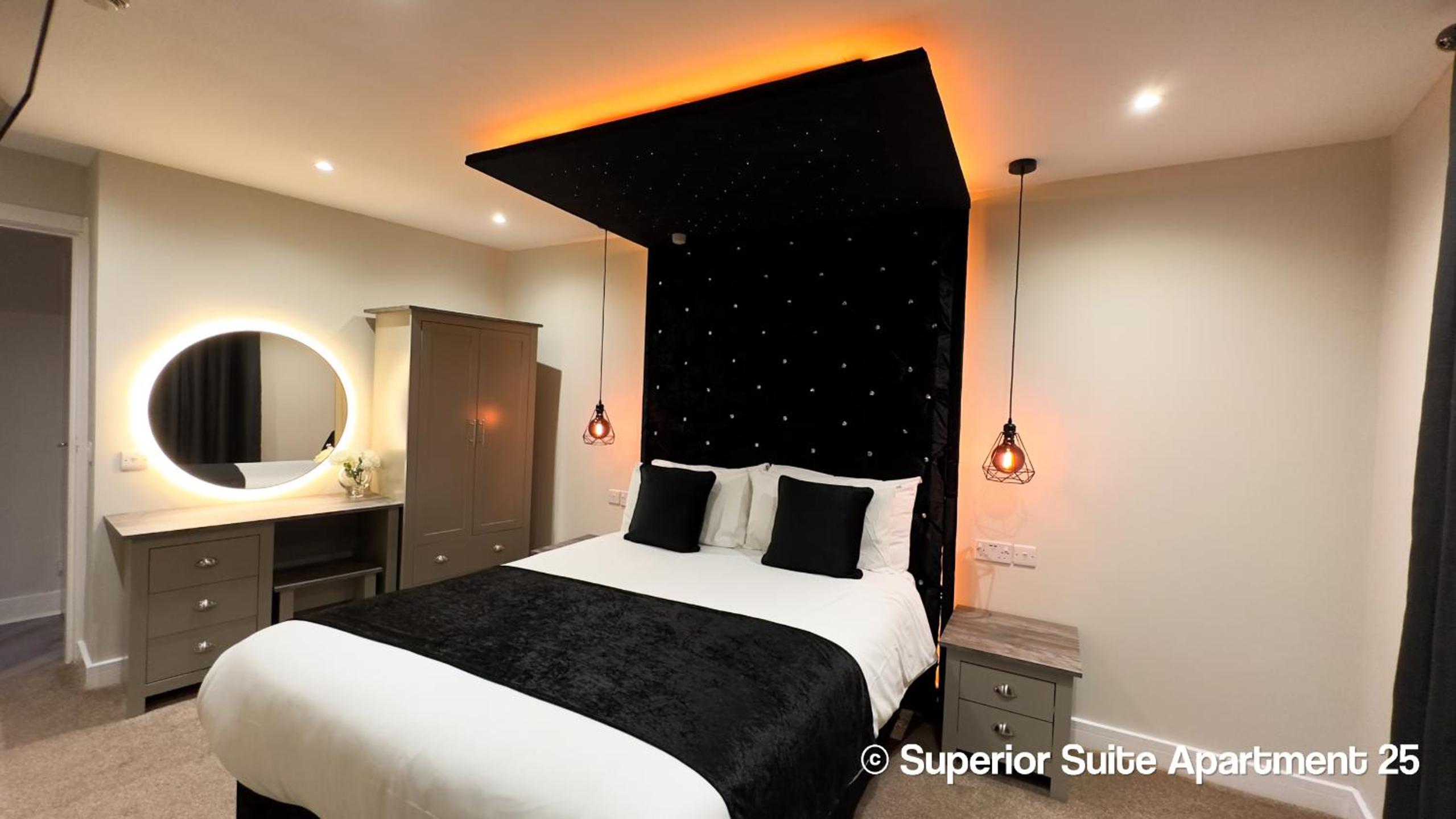 Superior Suite - Photo 4