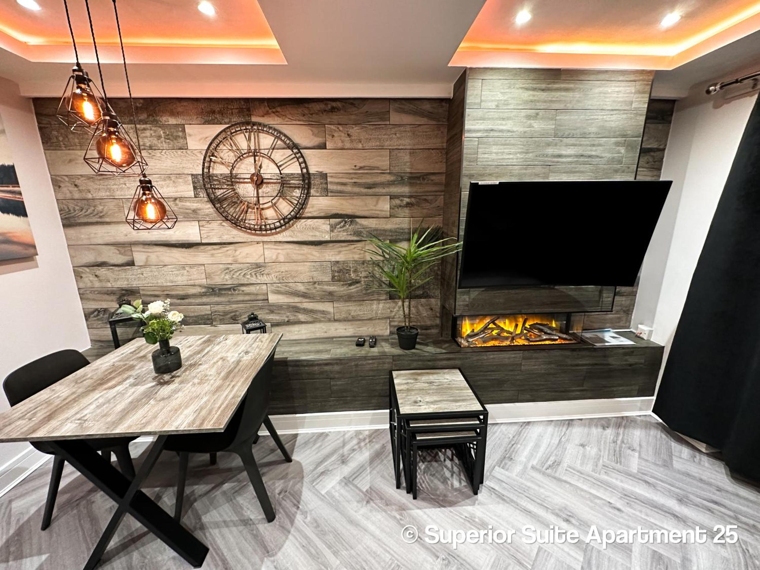 Superior Suite - Photo 5