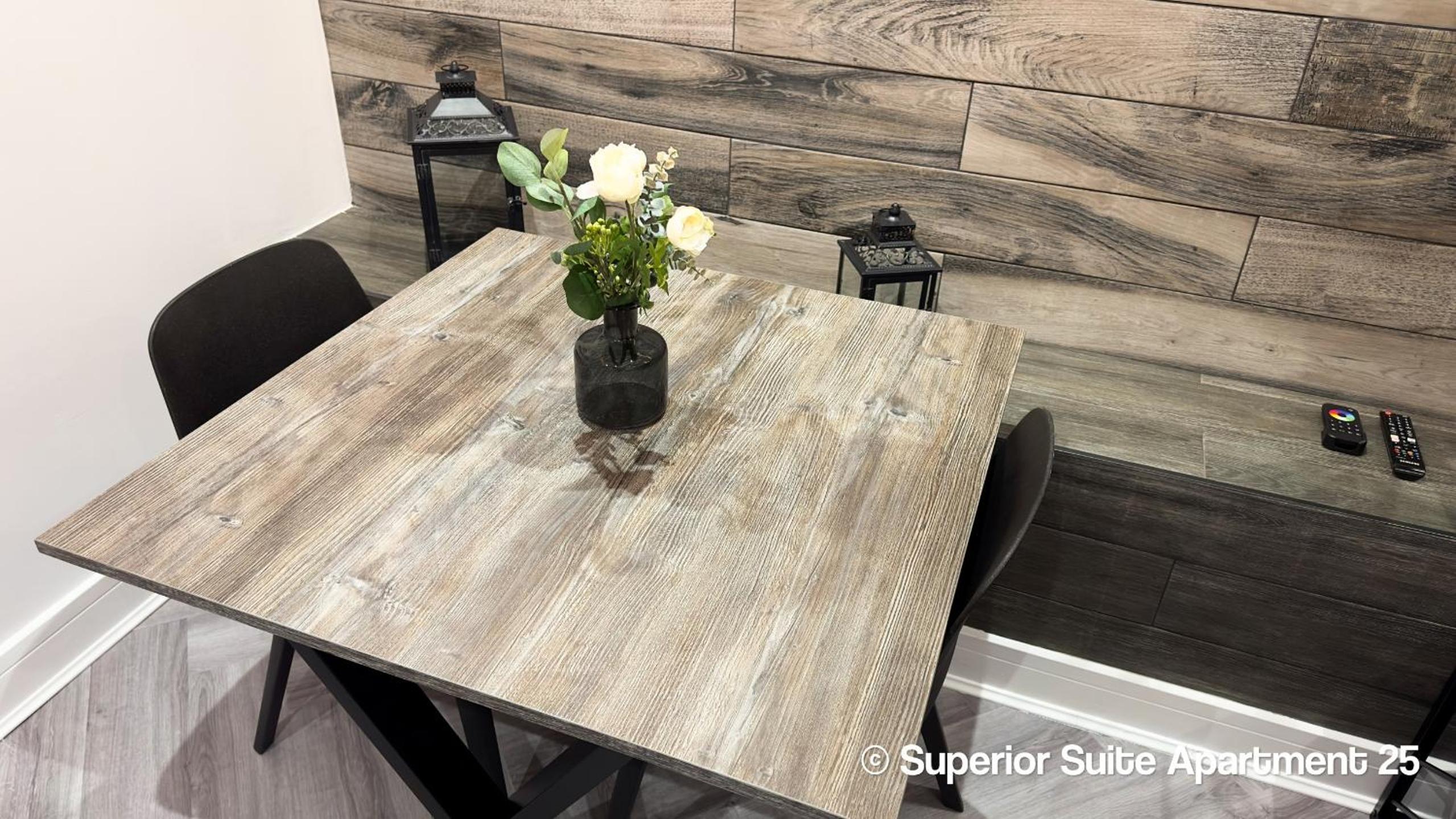 Superior Suite - Photo 17