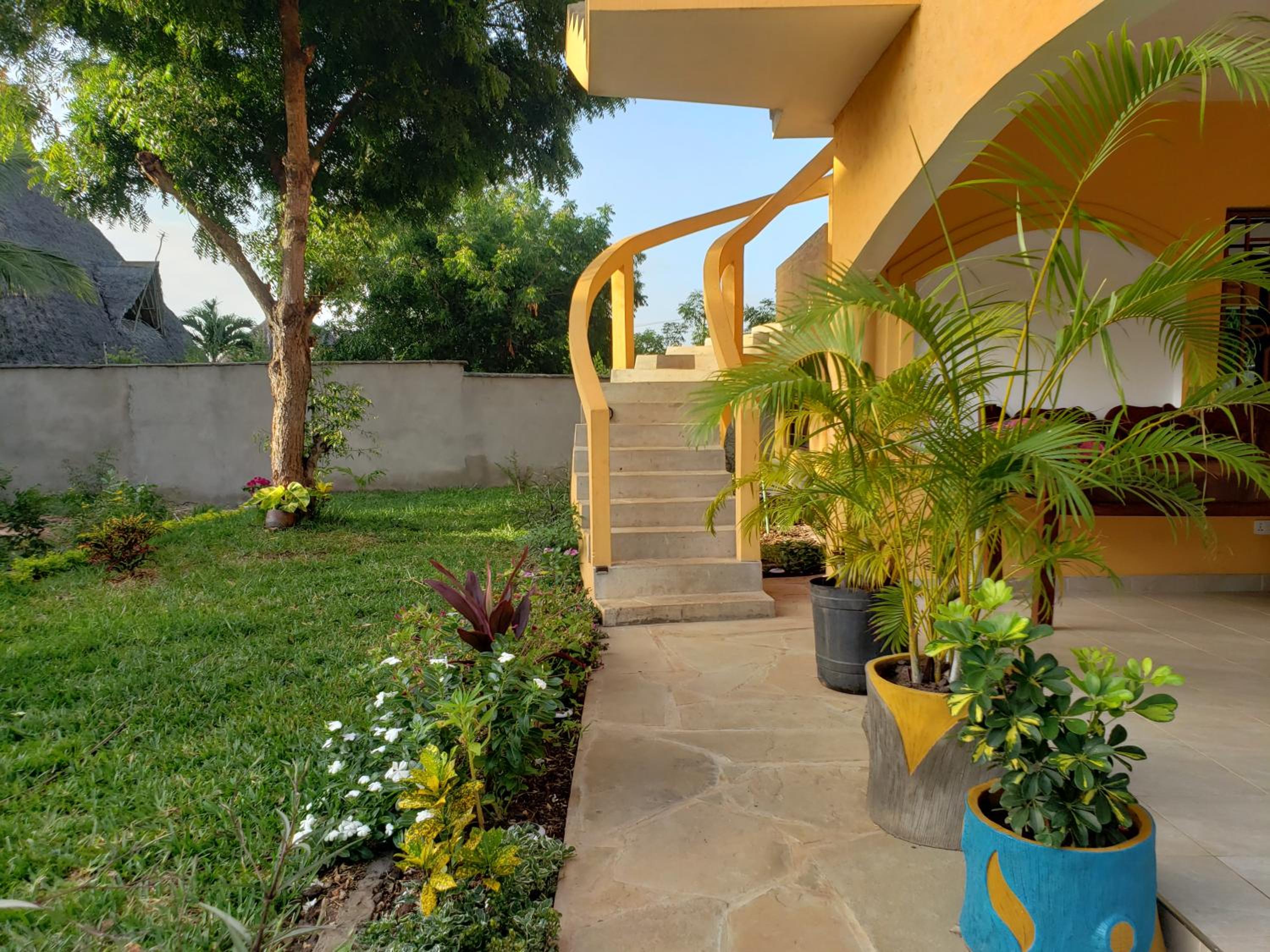 One-Bedroom House photo 2