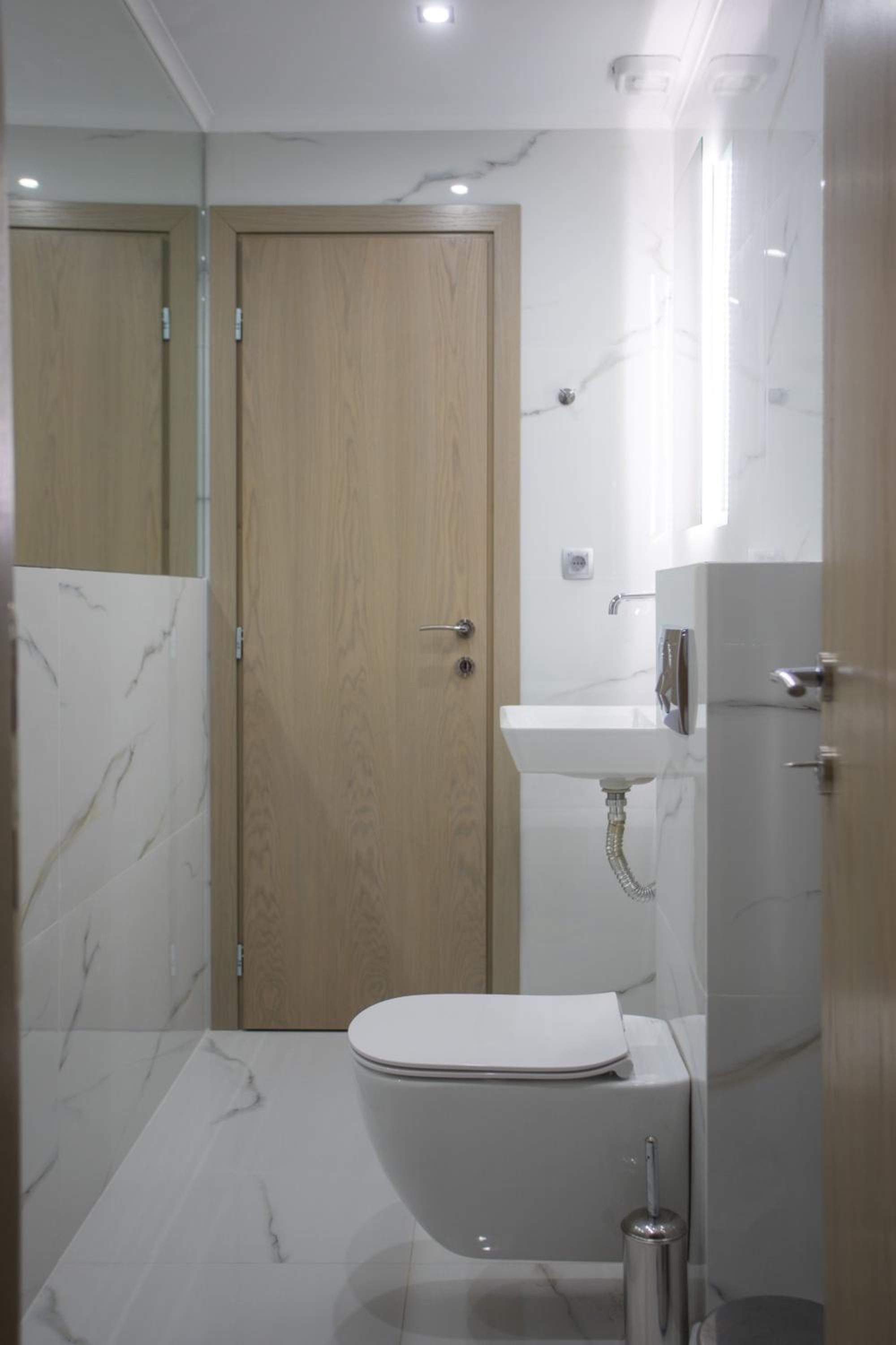 Deluxe Junior Suite - Photo 26