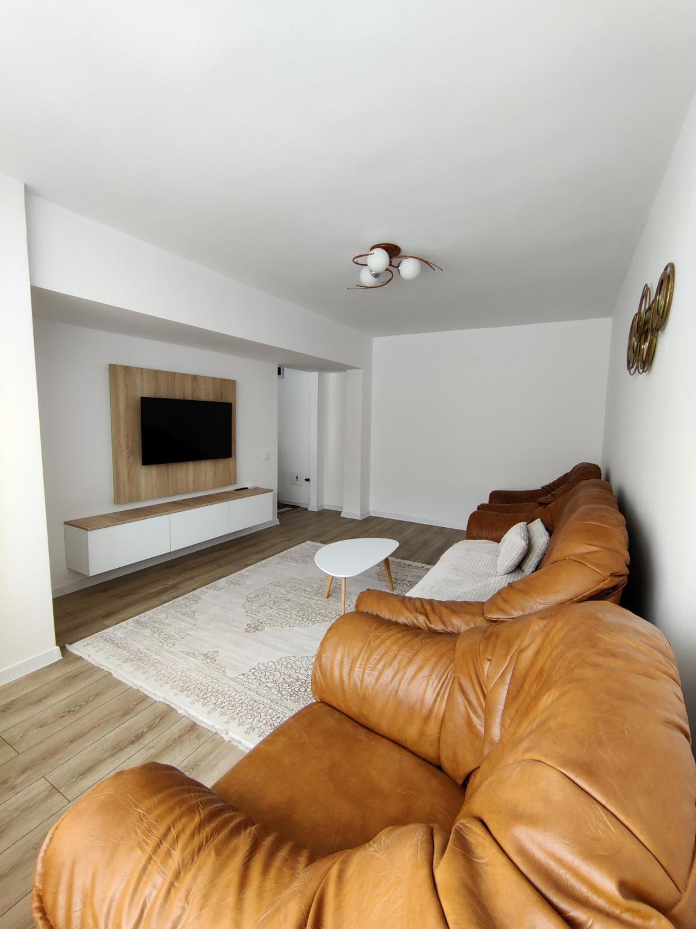 Two-Bedroom Apartment - Photo 11