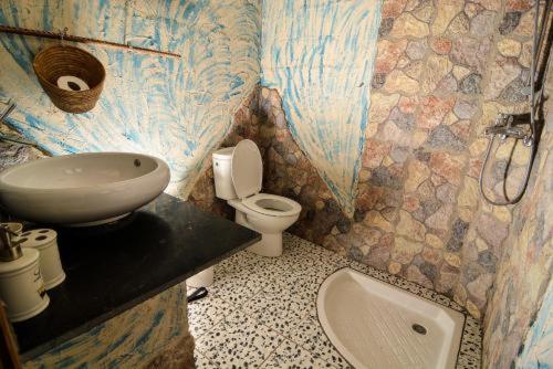 Double Room - Photo 2