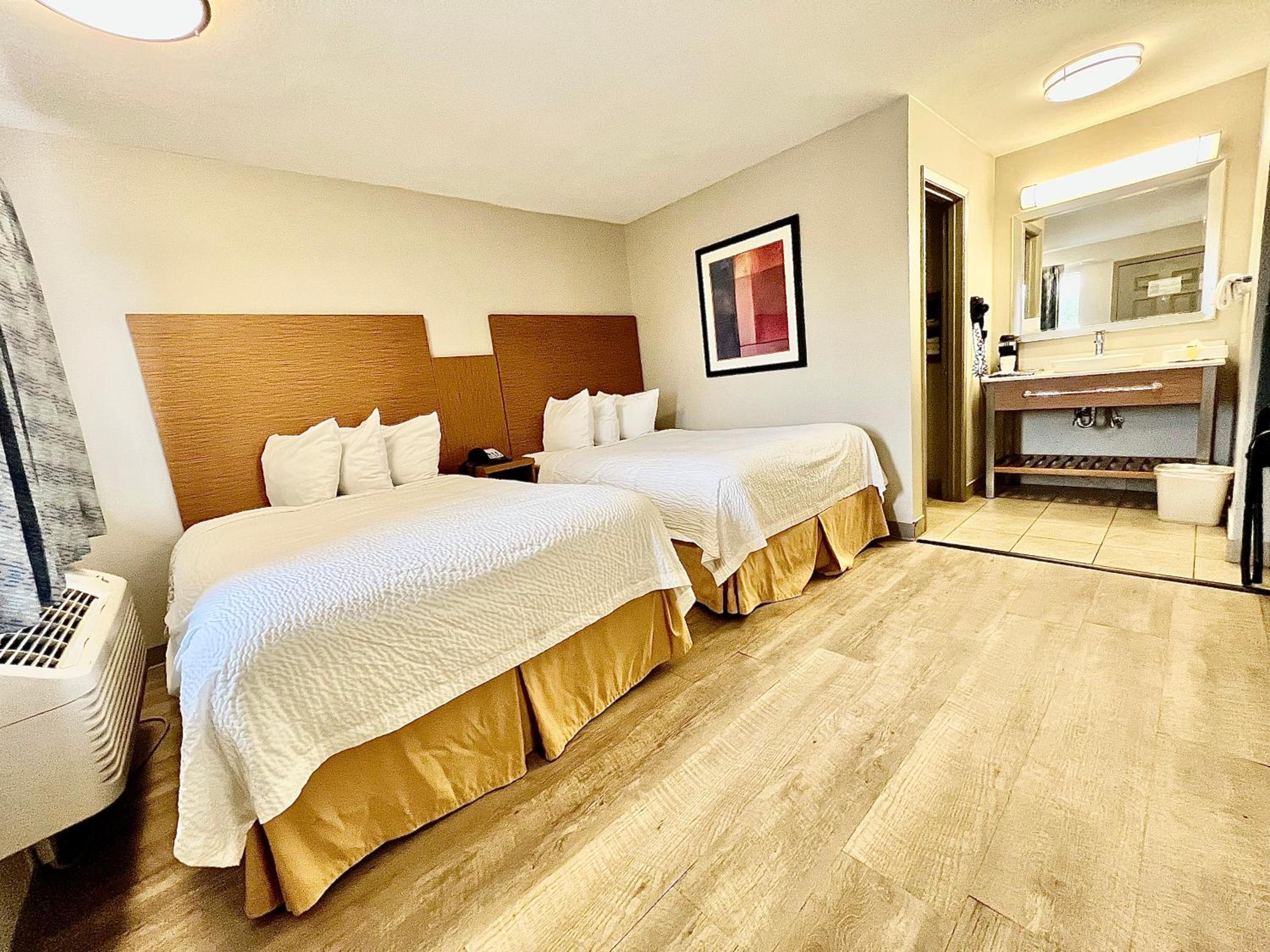 Suite with Two Full Size Beds - Non-Smoking