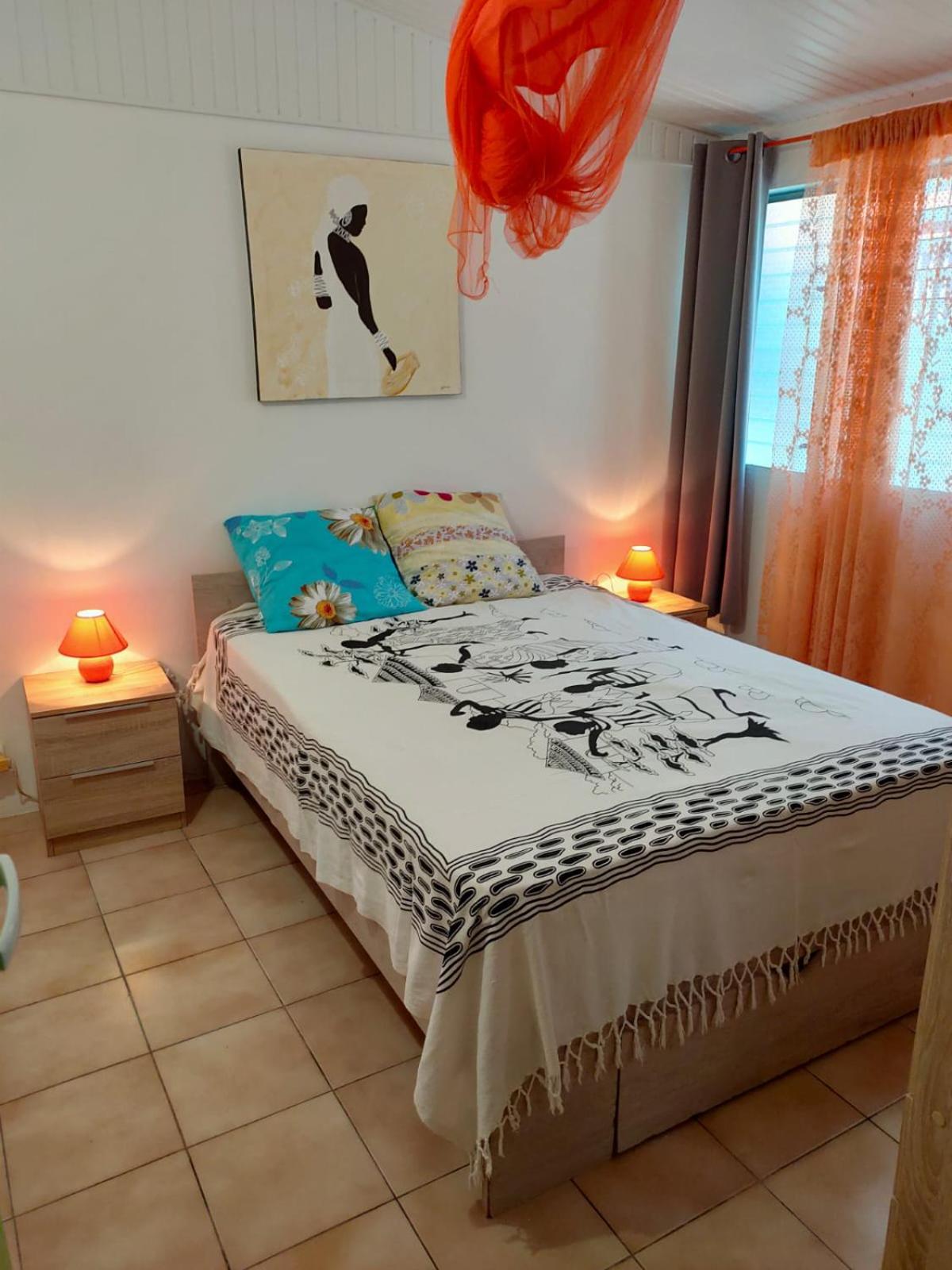 Two-Bedroom House photo 2