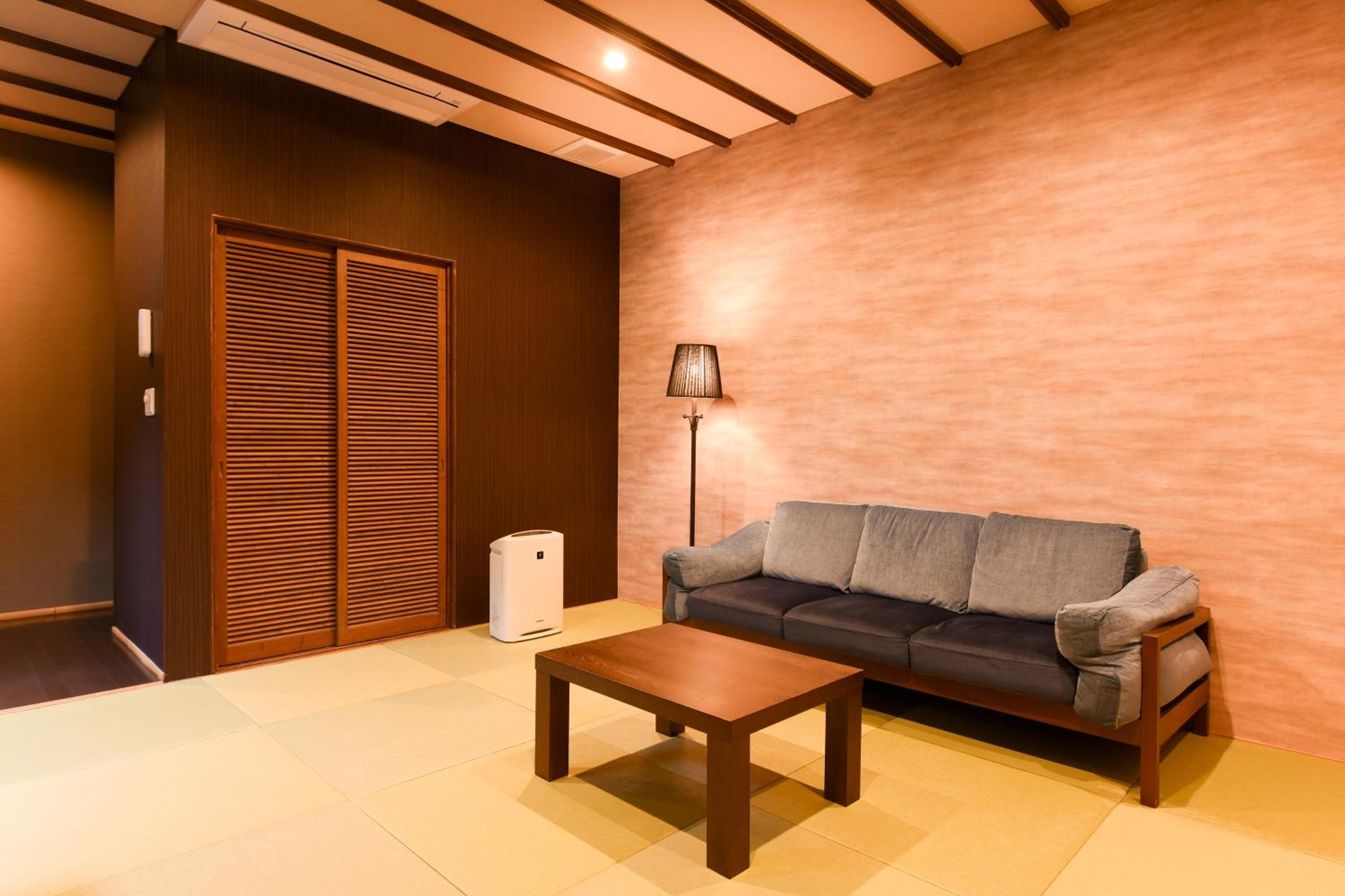 One-Bedroom Suite