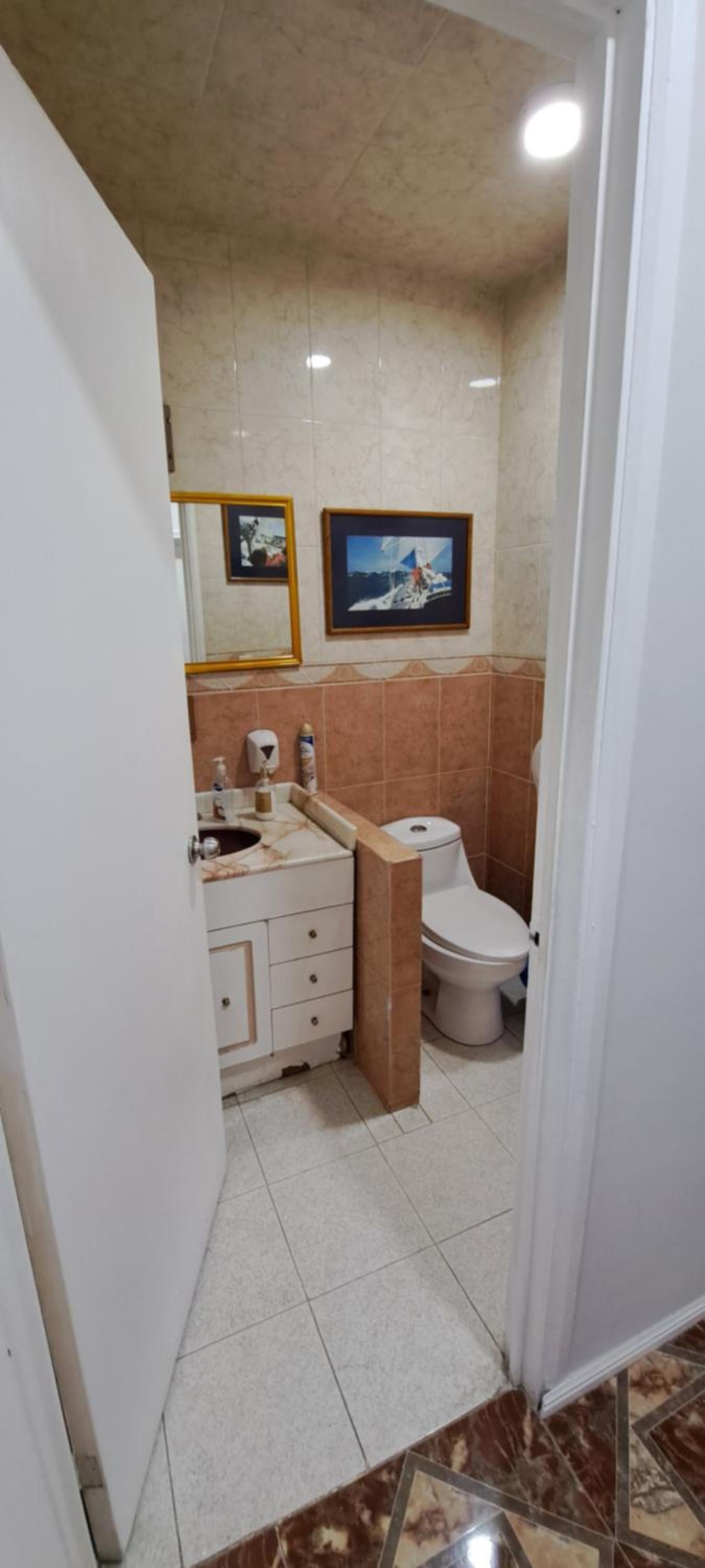 Superior King Room - Photo 22