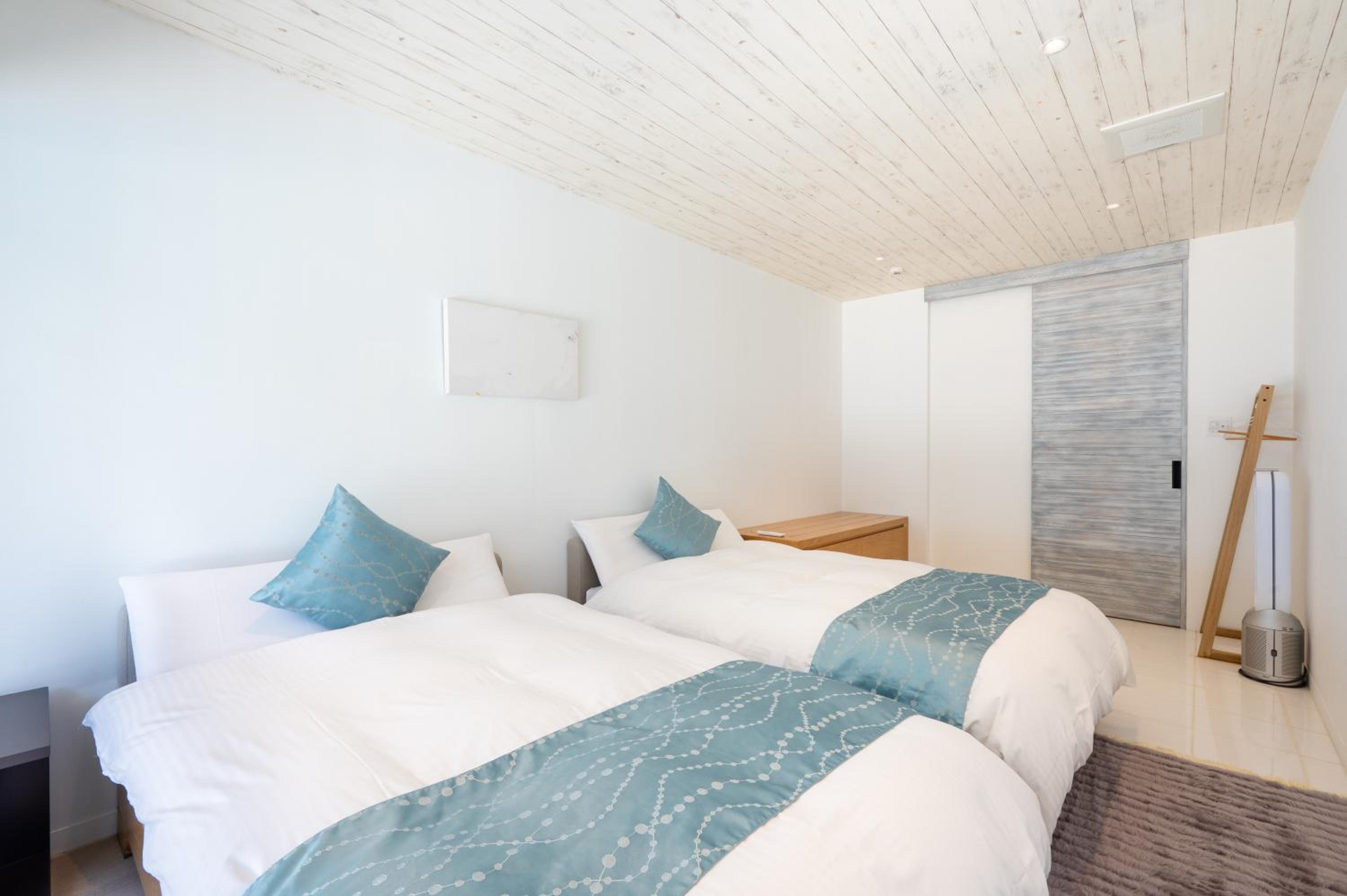 Three-Bedroom Villa photo 1