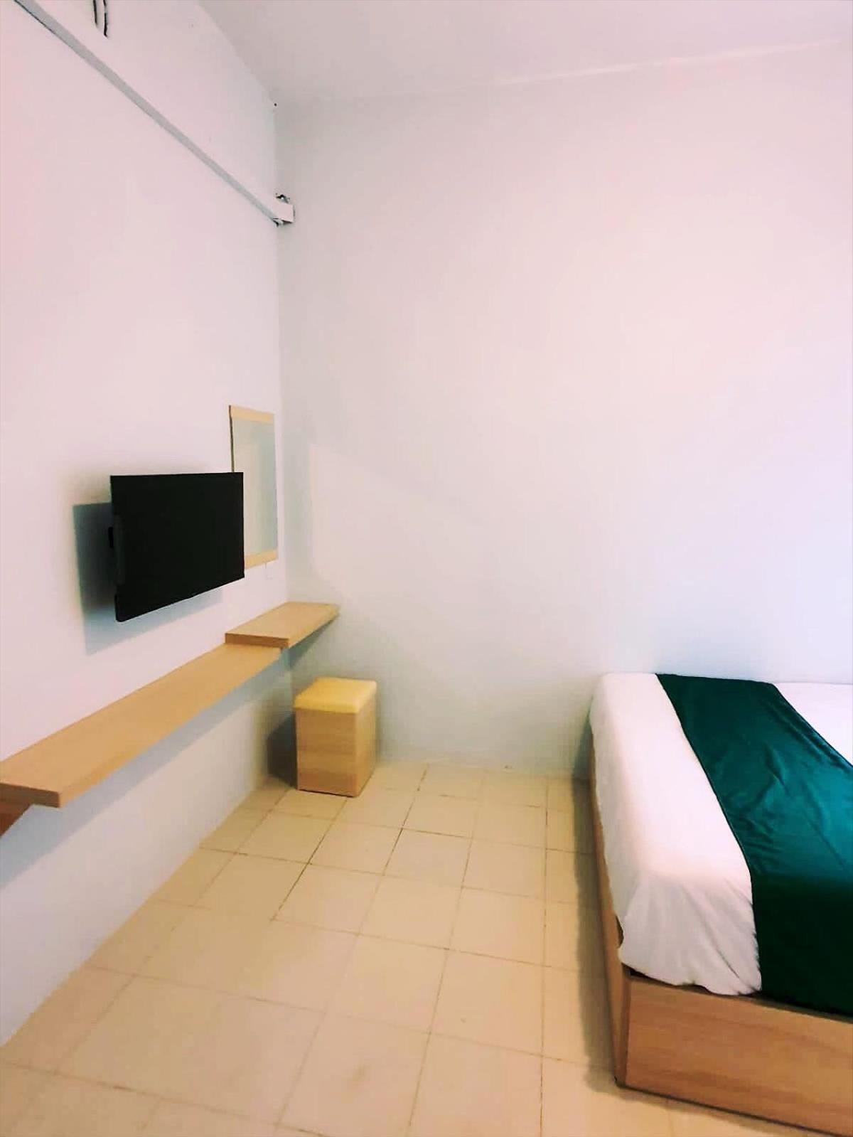 Double Room with Private Bathroom photo 1