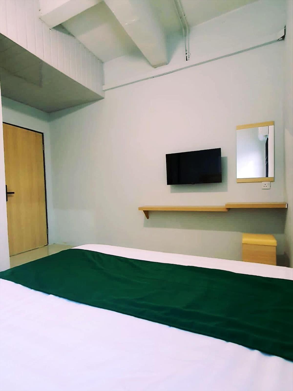 Double Room with Private Bathroom photo 2