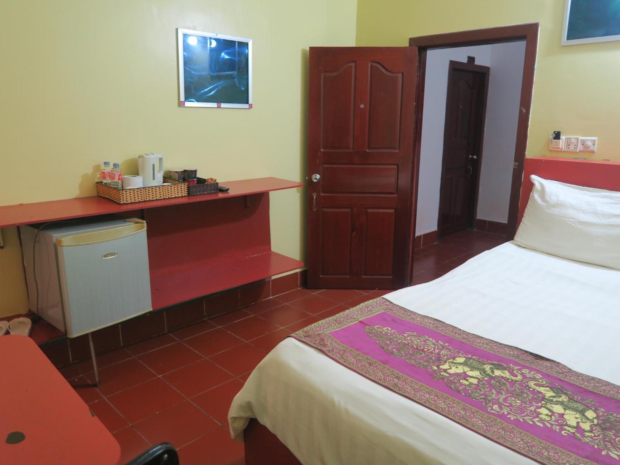 Budget Double Room photo 1