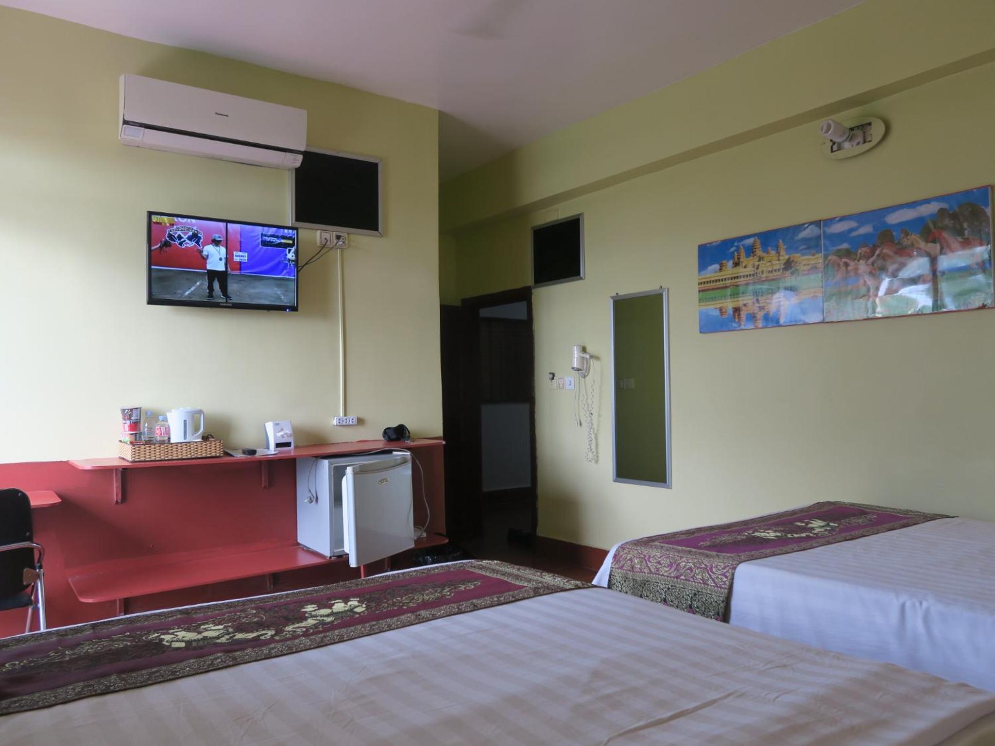 Standard Quadruple Room with Balcony photo 1