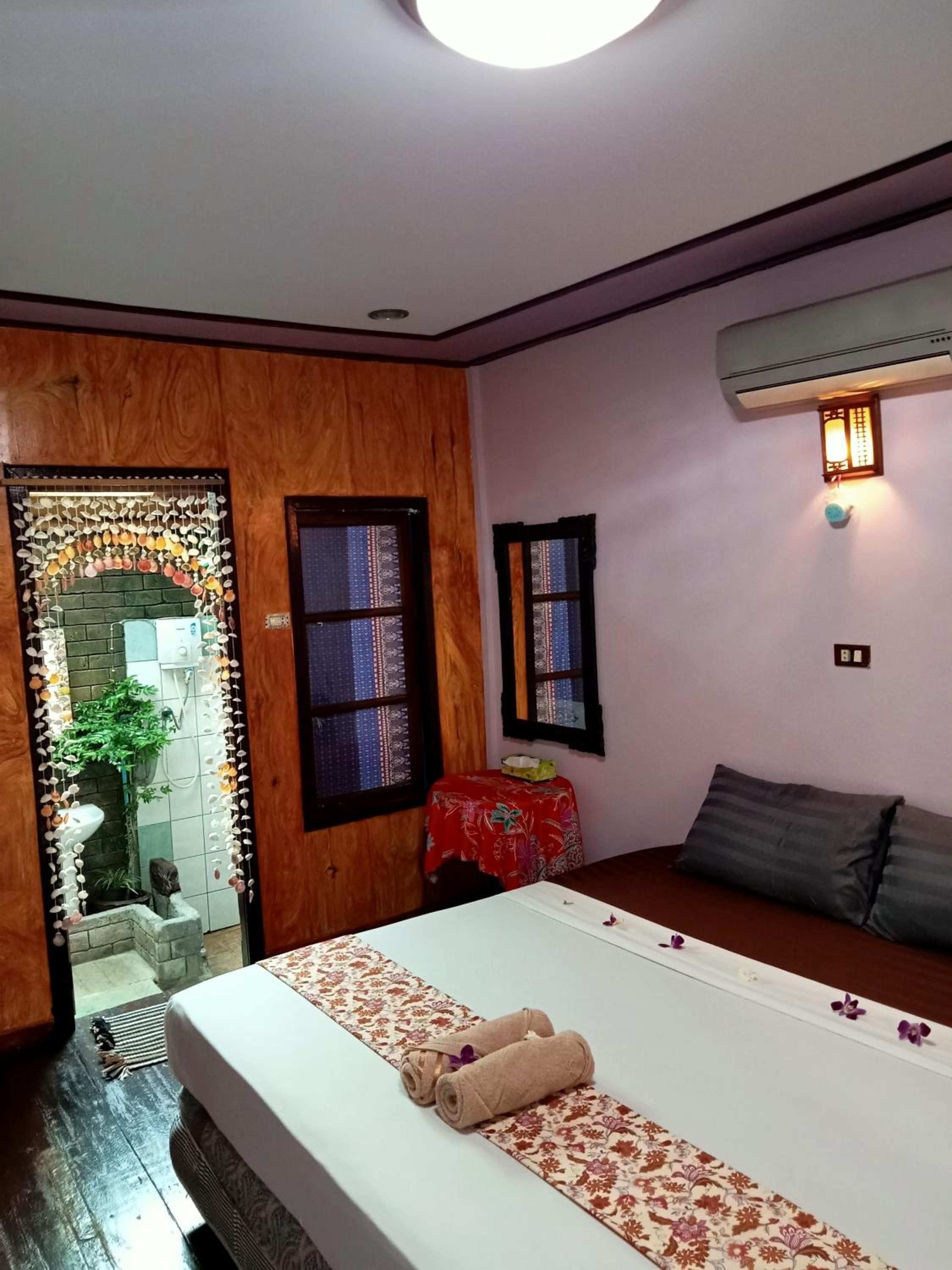 Deluxe Double Room - Photo 15