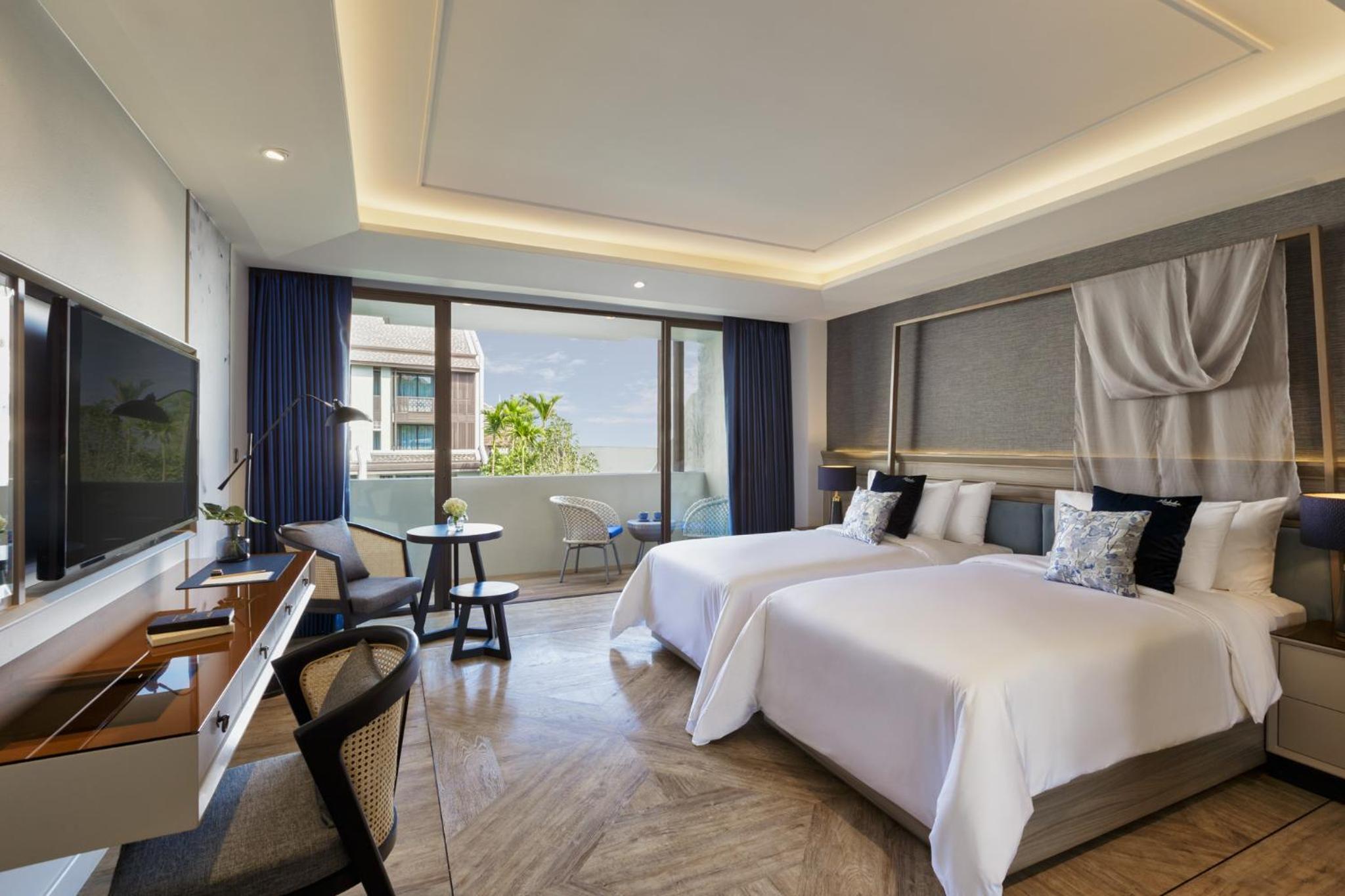 Twin Room with Balcony