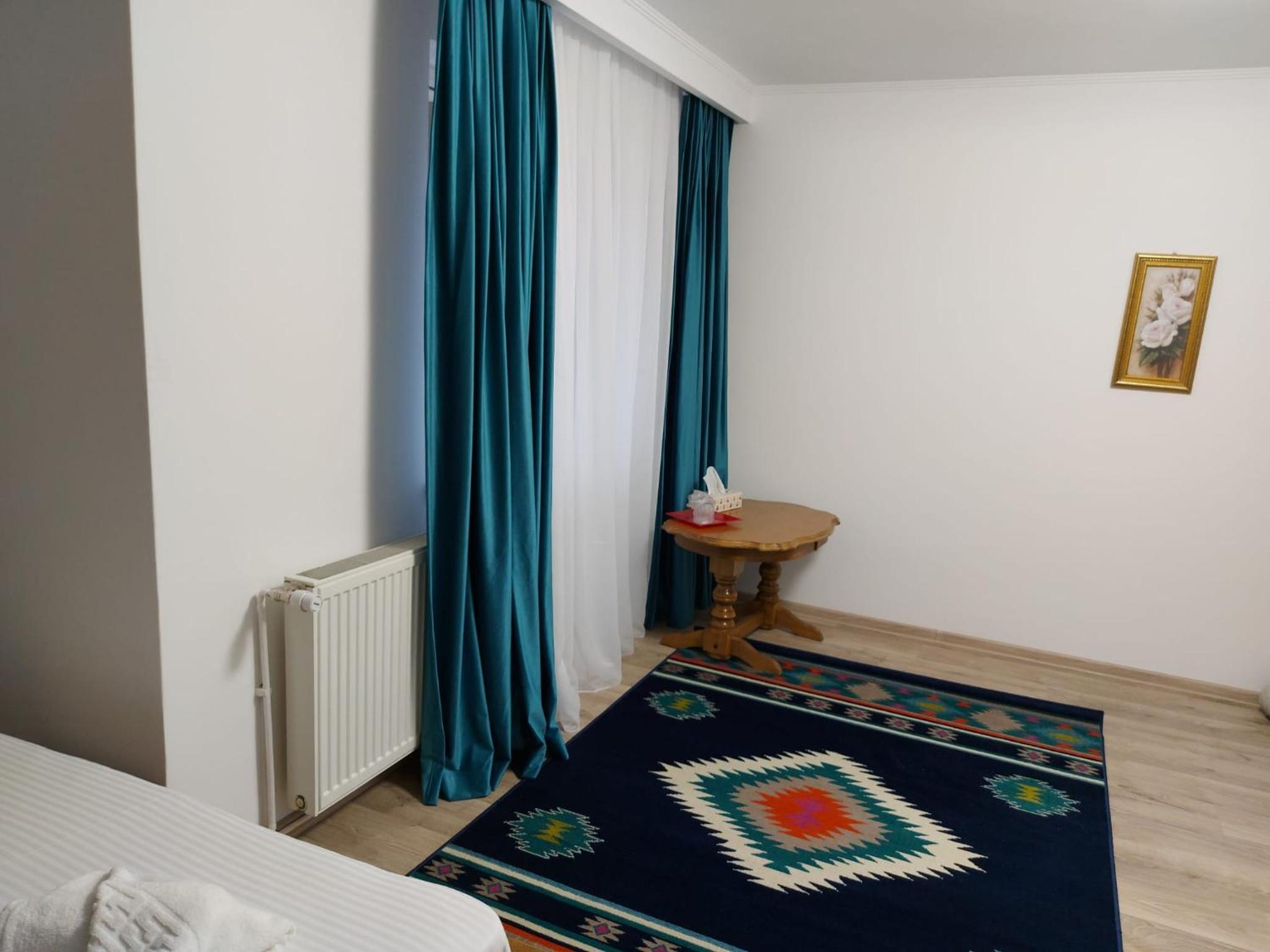 Standard Double Room with Private Bathroom photo 2