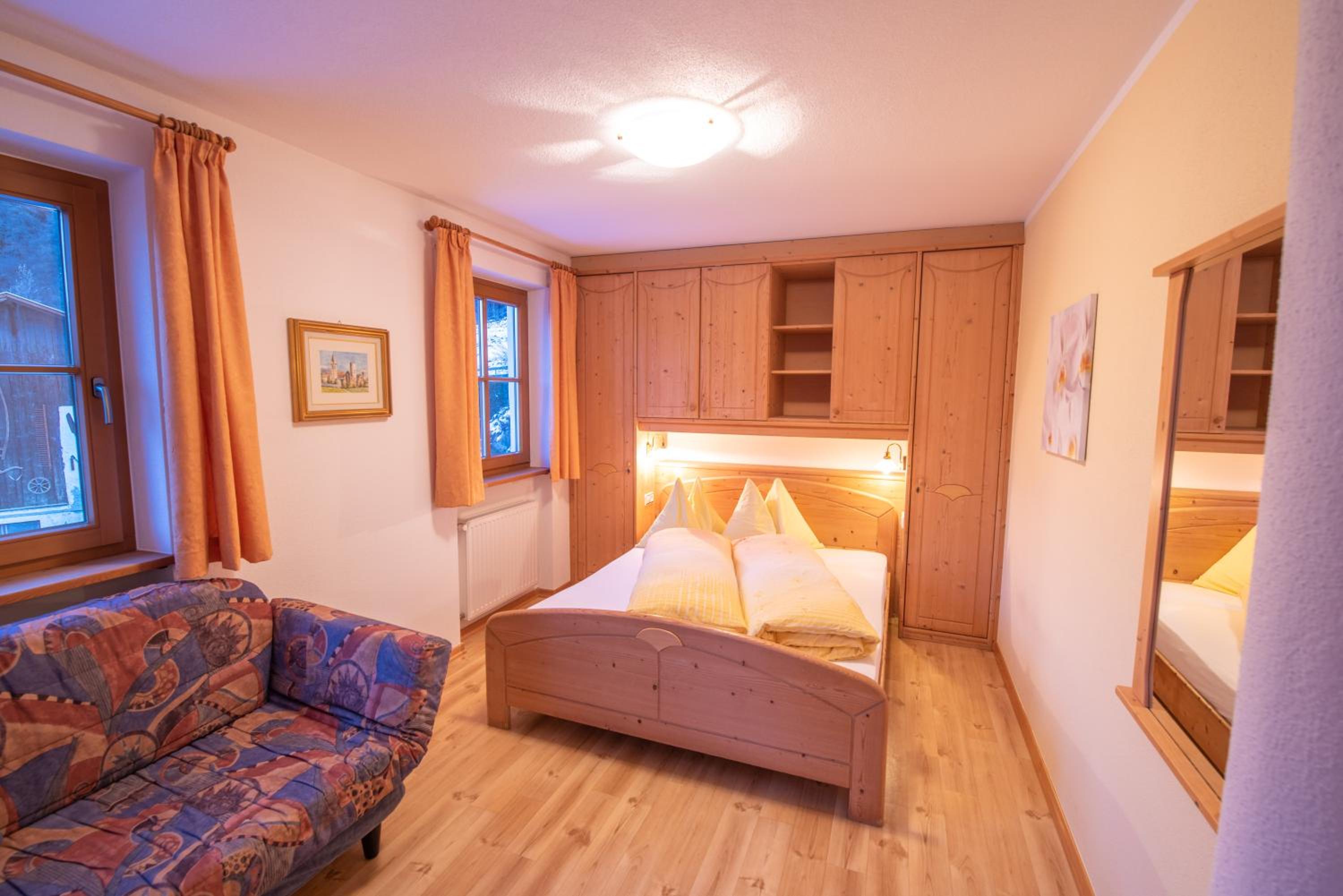 One-Bedroom Apartment with Valley View photo 1
