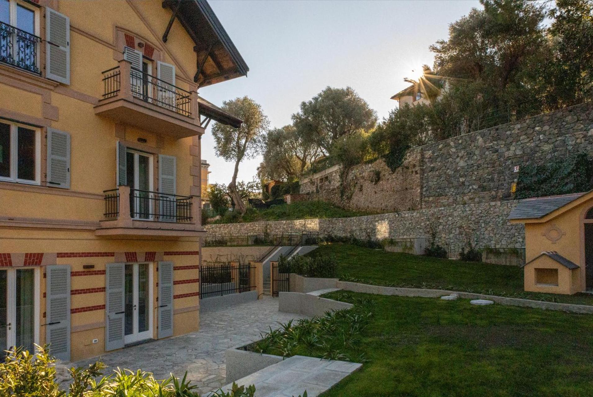 Apartment with Garden View - Photo 4
