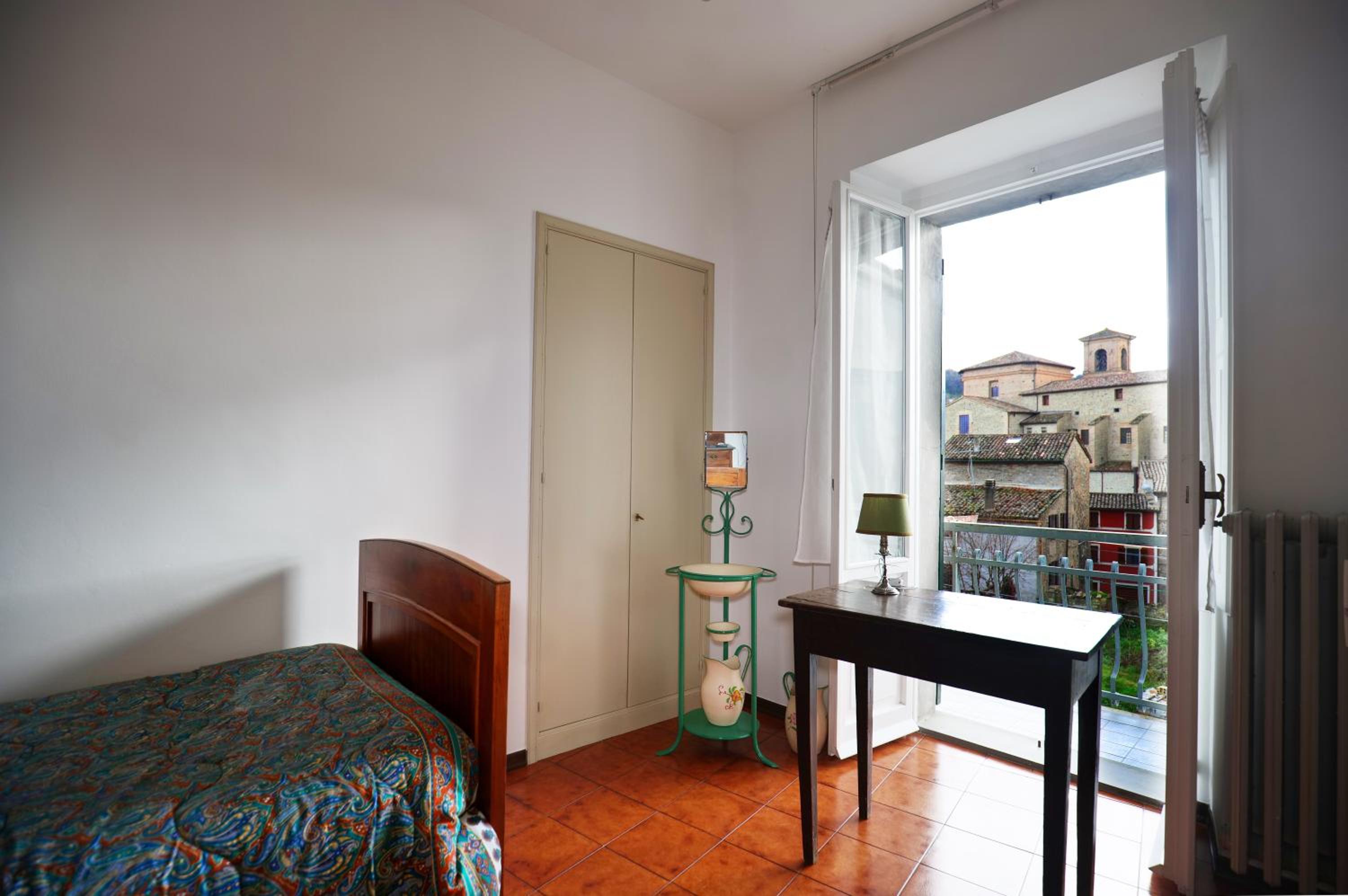 Single Room photo 3