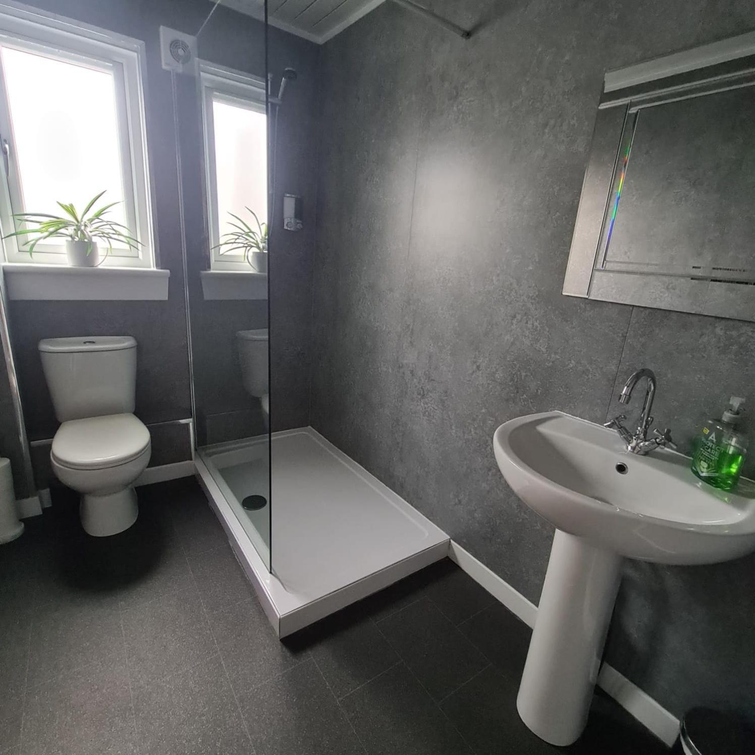 Two-Bedroom Apartment - Photo 10